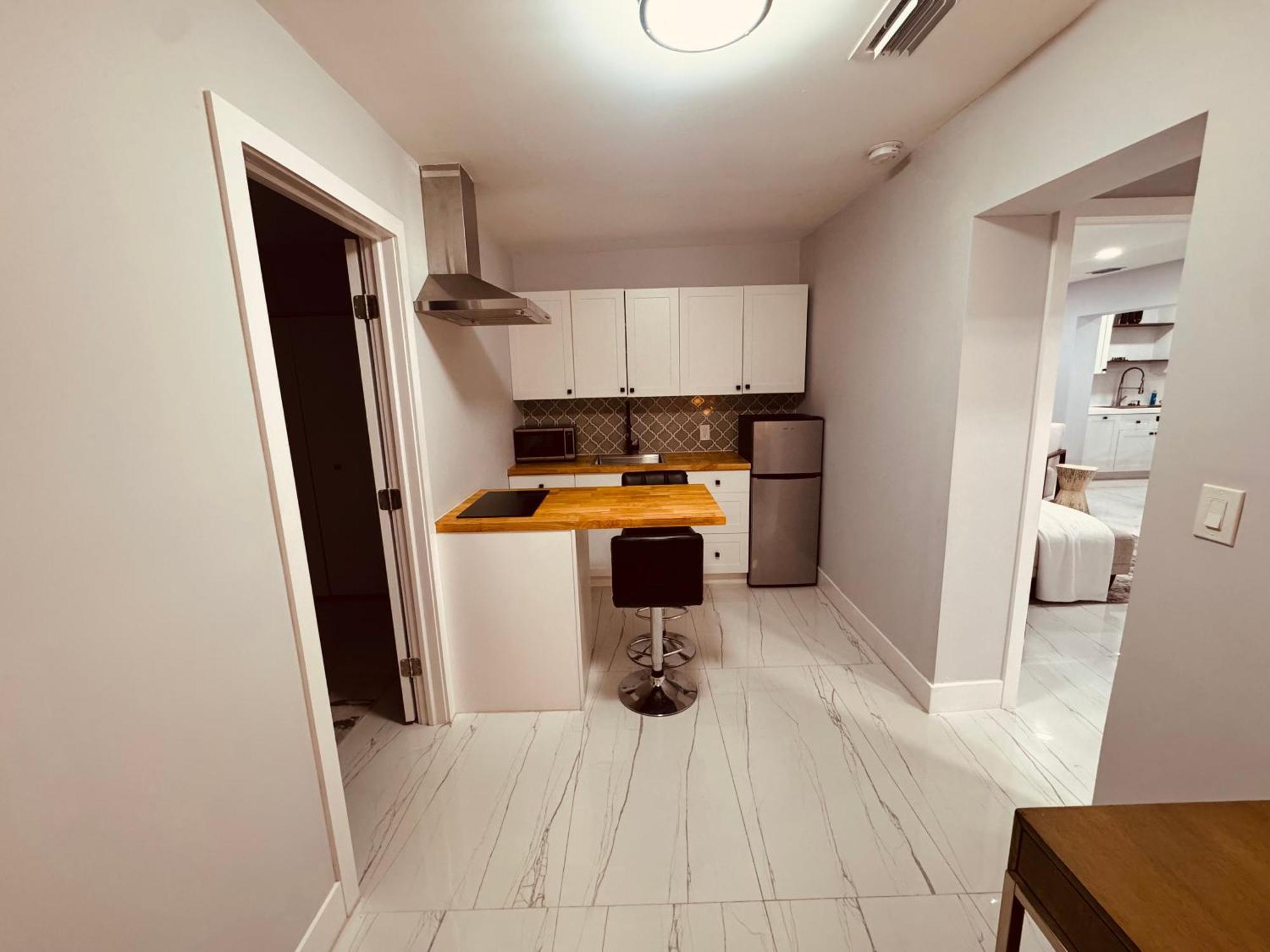 5 Bedroom Location & Charm