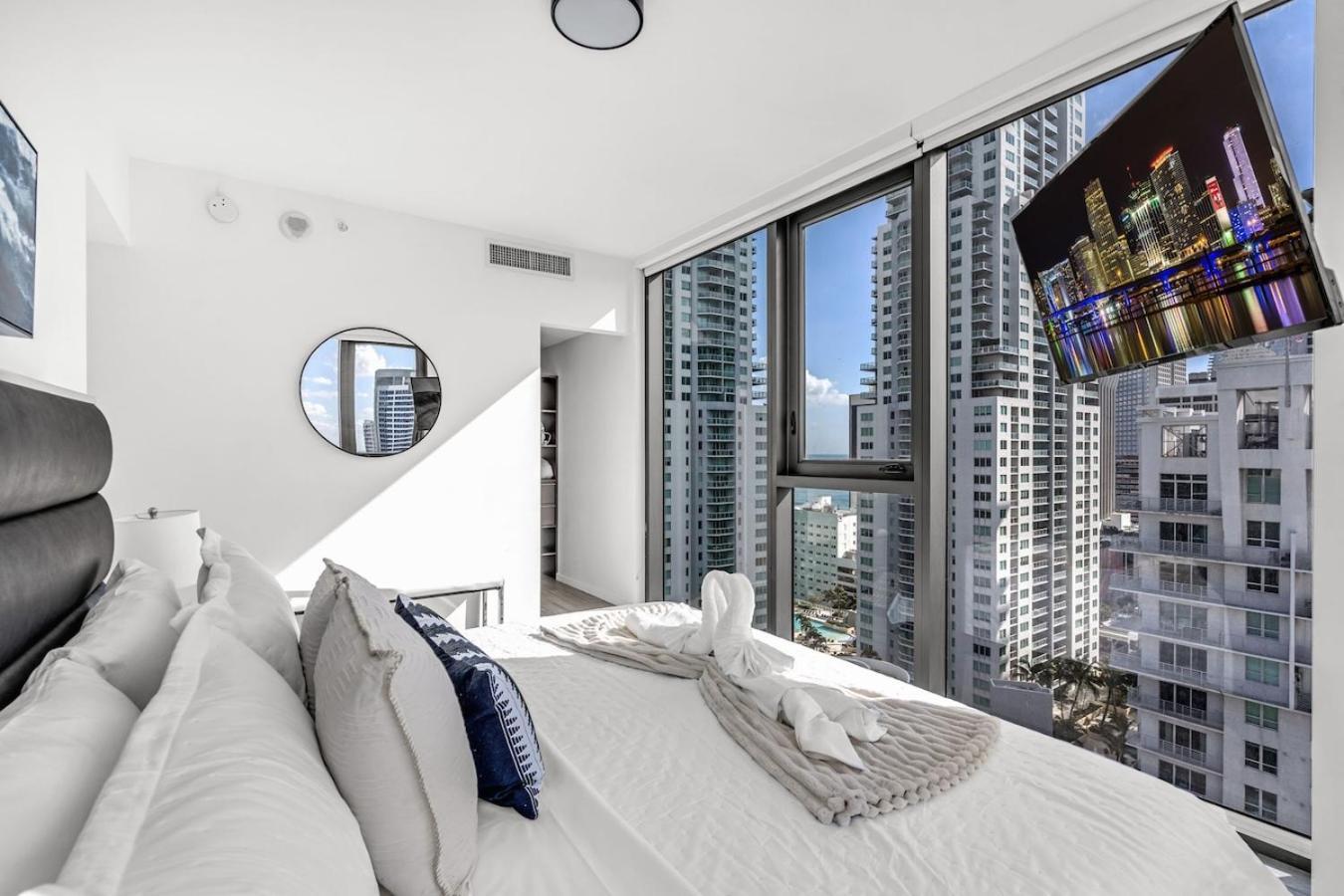 Apartment Experience Modern 2 Bed Near Biscayne Blvd