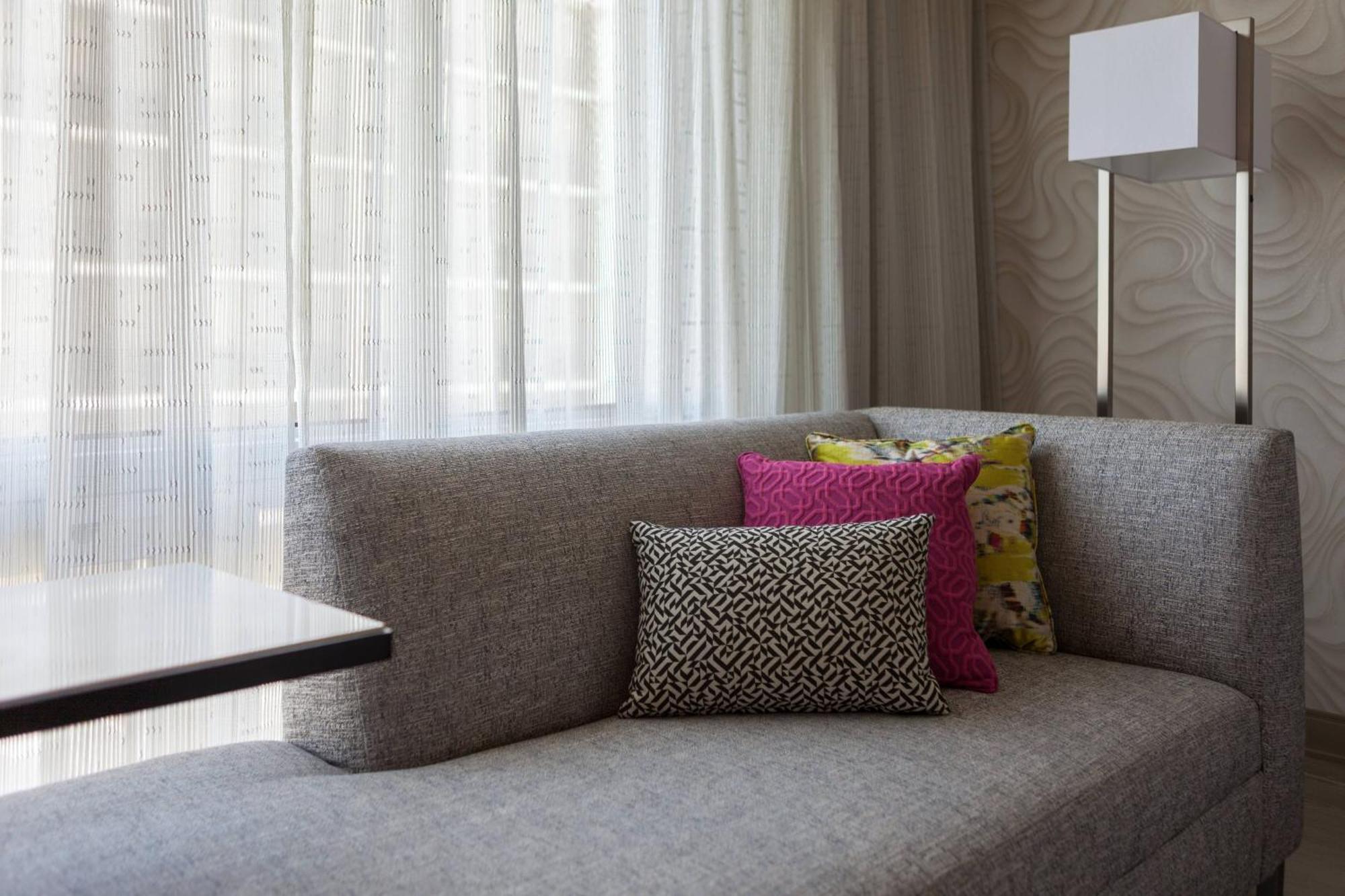 Airport Marriott Hotel