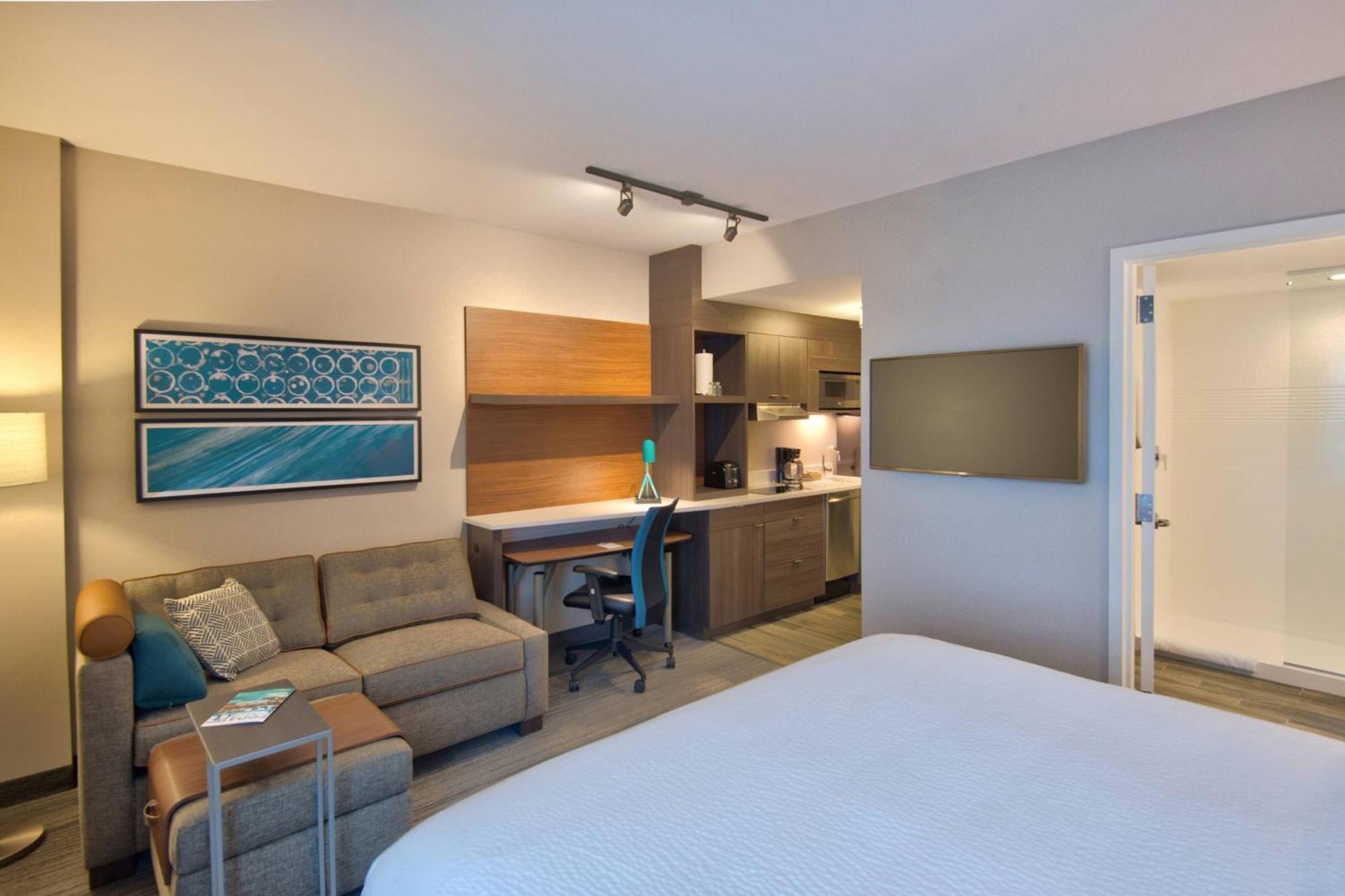 Towneplace By Marriott Airport Hotel 3*