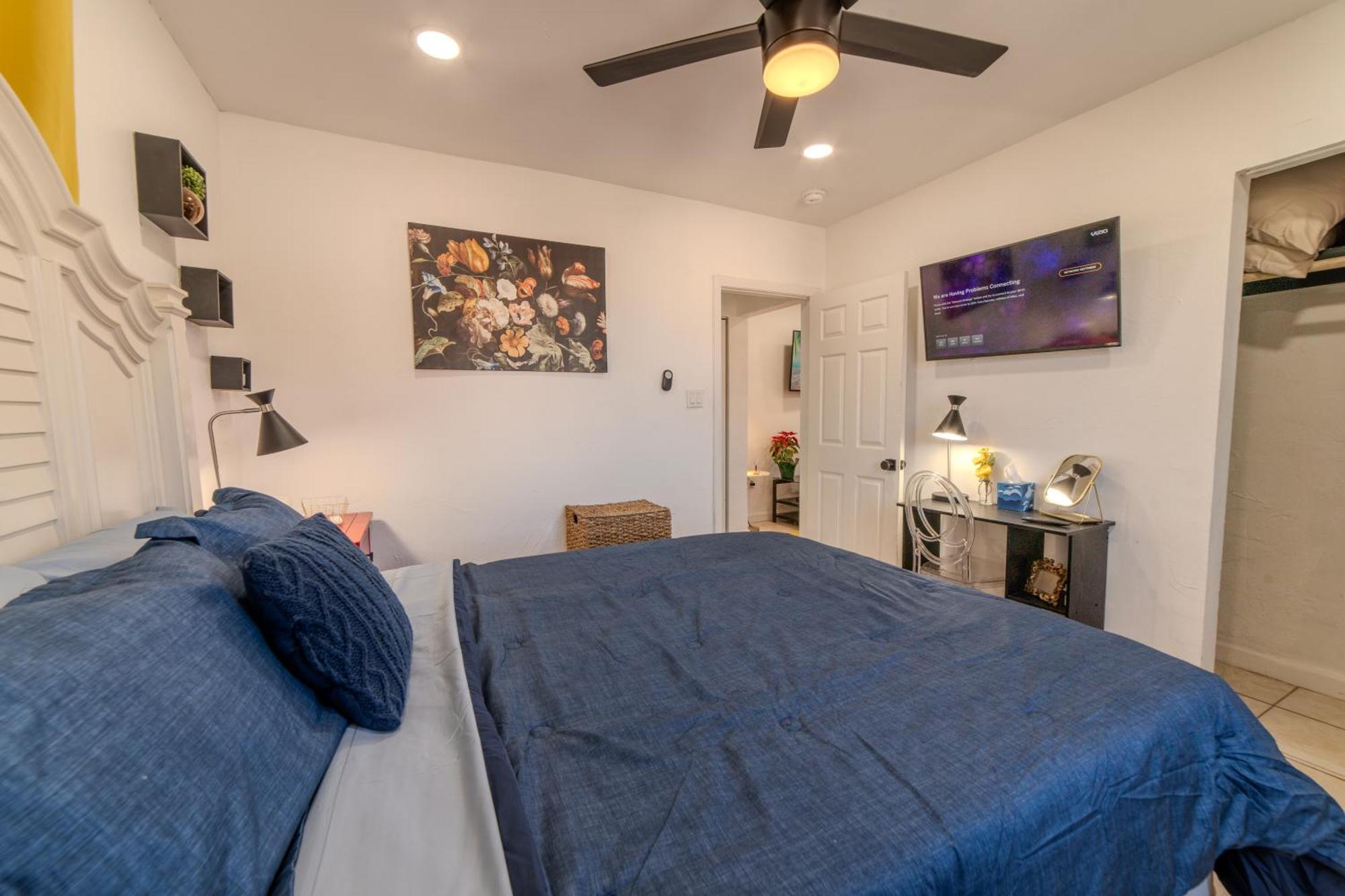 Queens Cozy Near Downtown Airport *