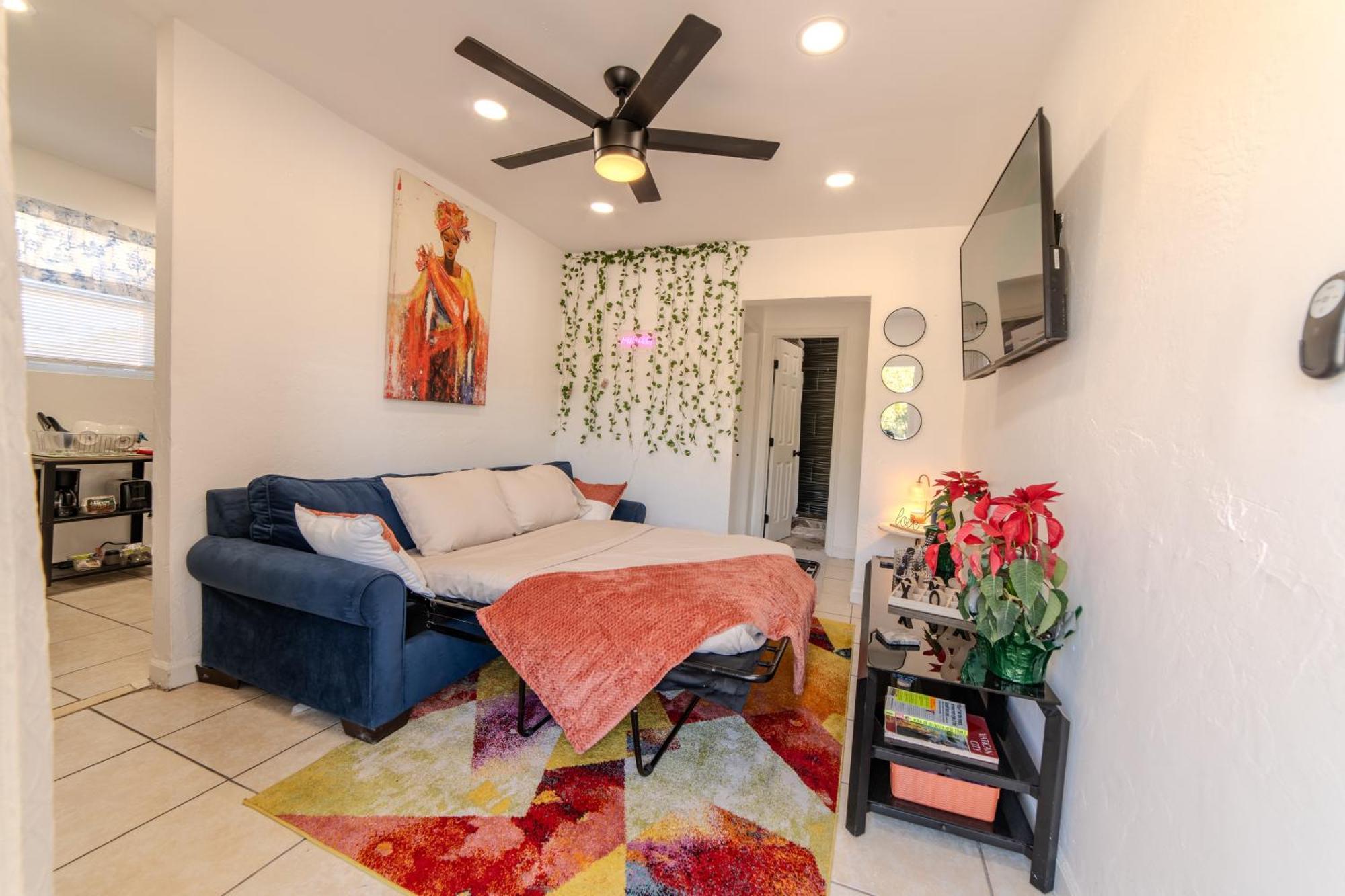 Queens Cozy Near Downtown Airport