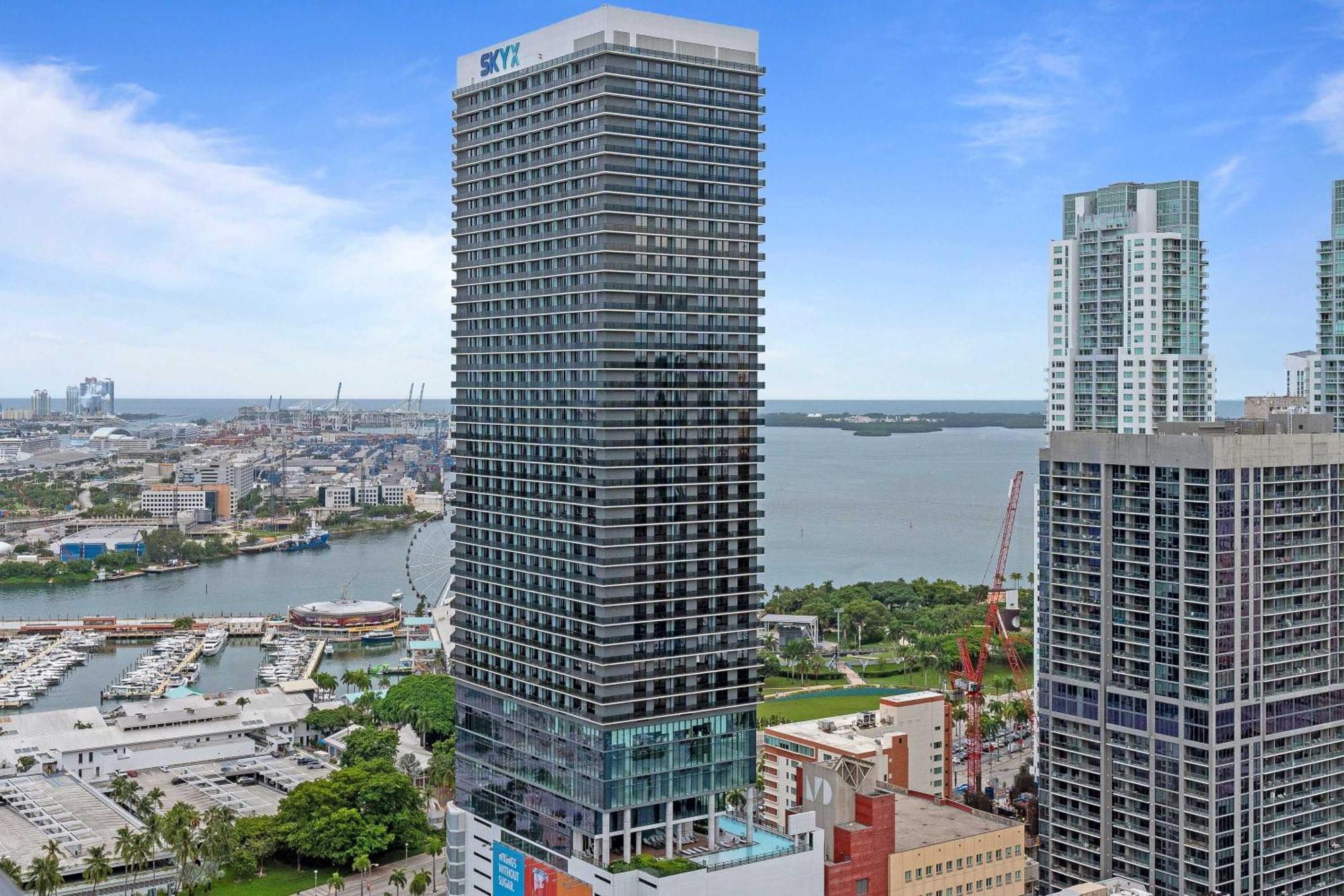 Holiday home Rumrunner - Style Amenities In The Heart Of *