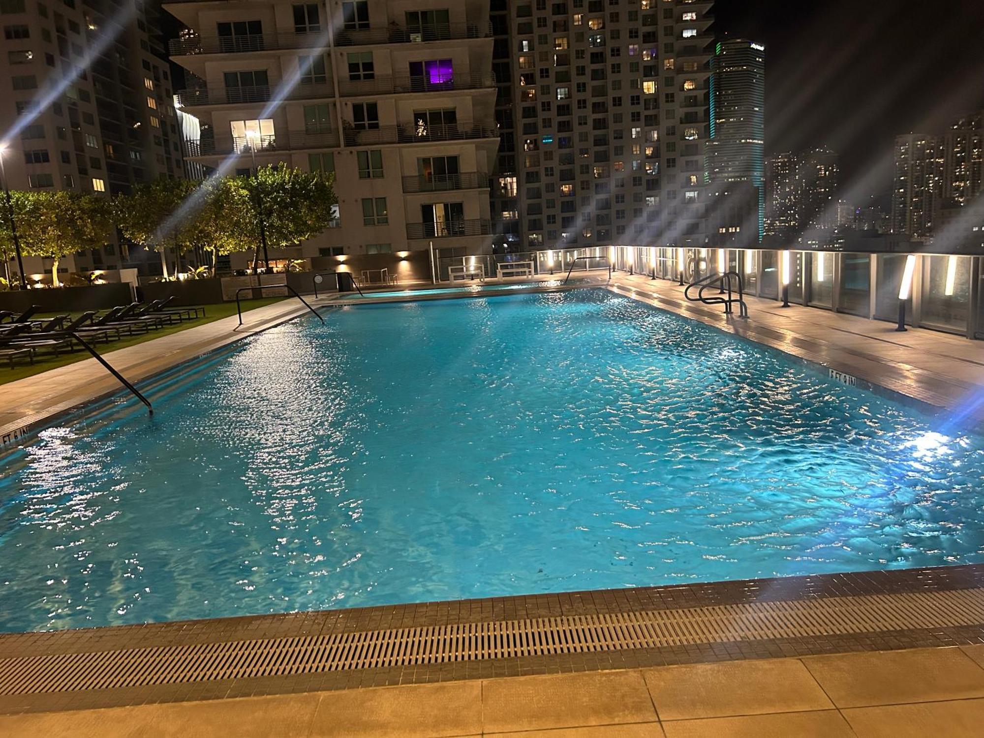 Luxury High Rise Apartamento Miami