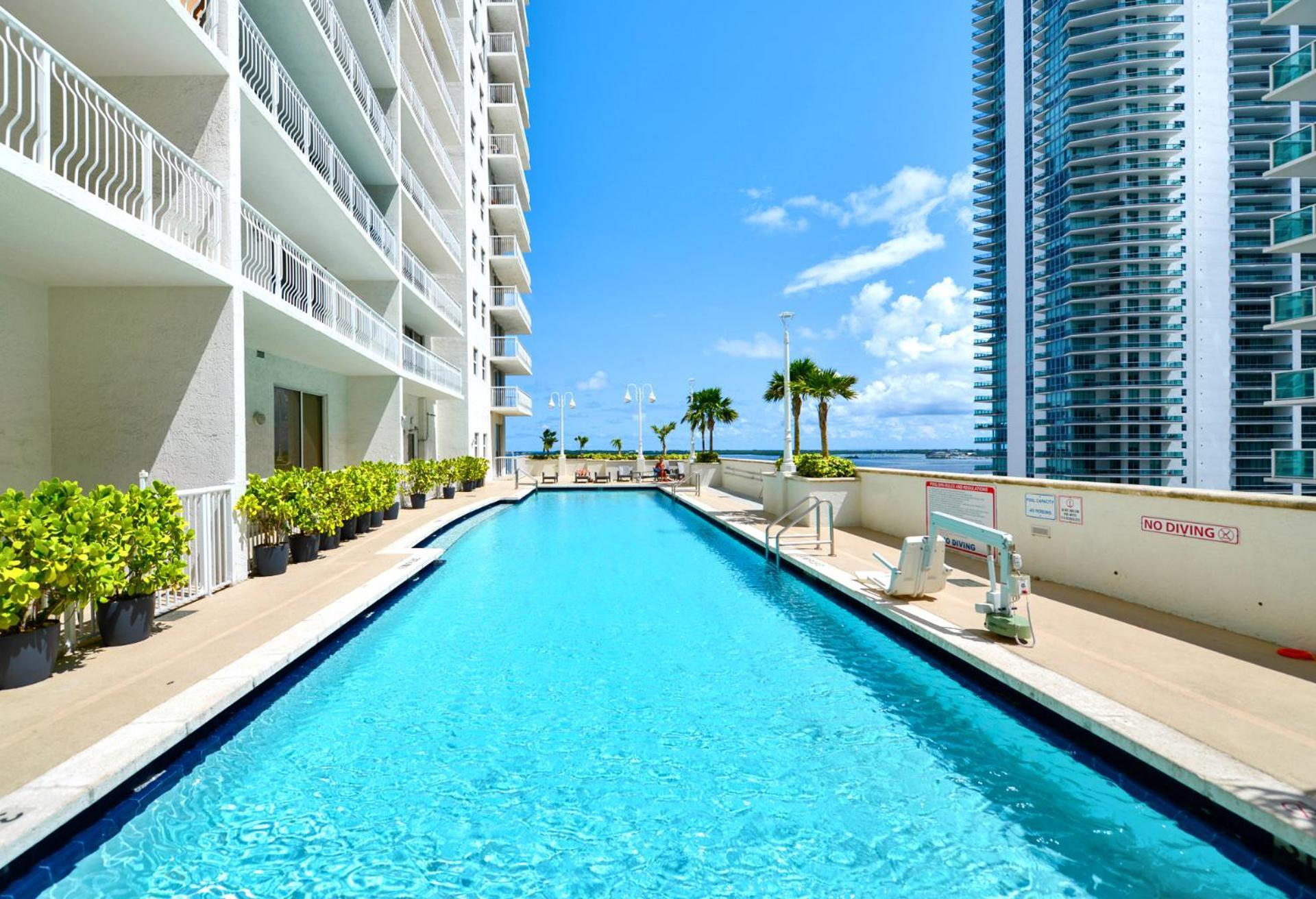 Exquisite High Floor At Brickell With Pool Apartment Miami
