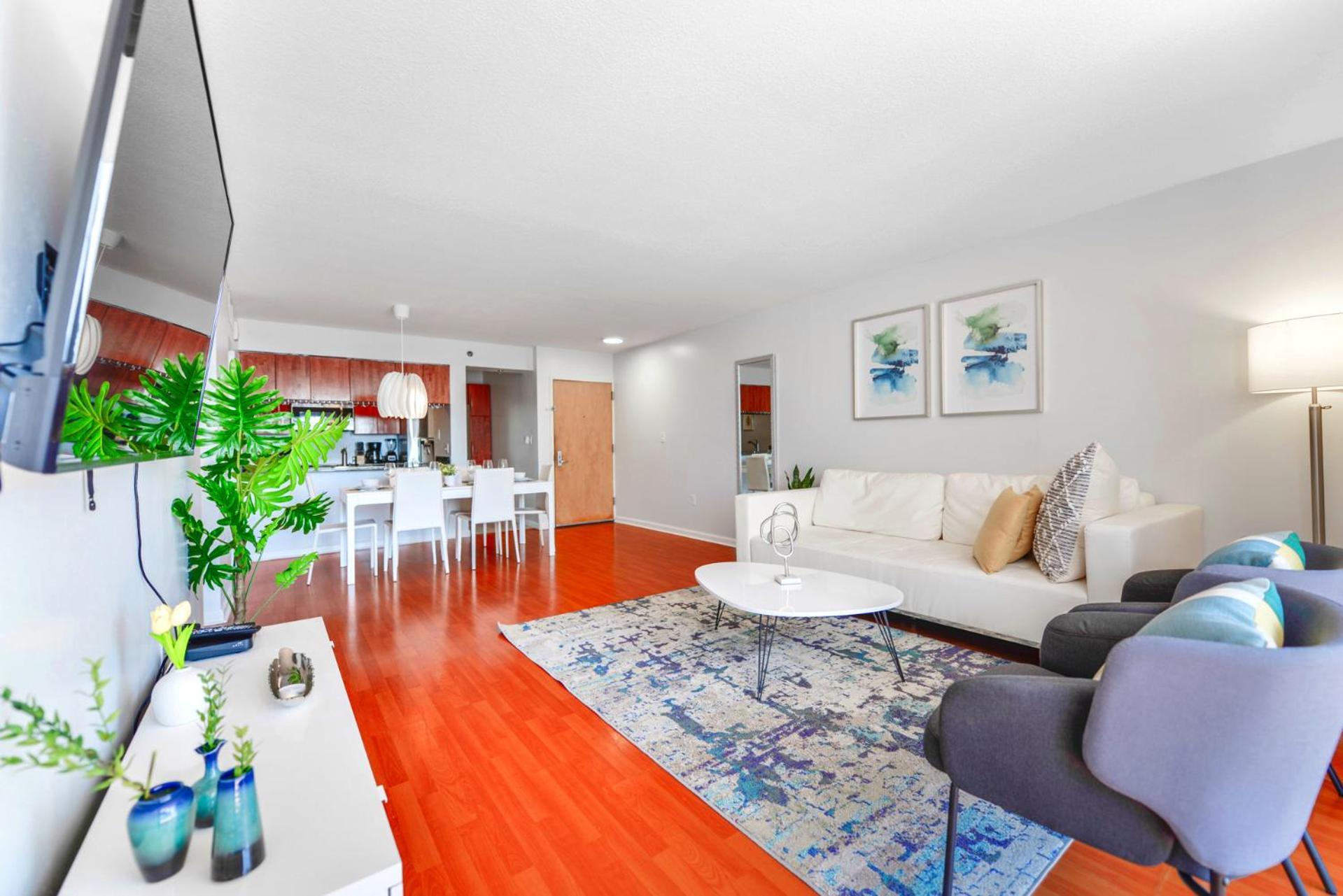 Exquisite High Floor At Brickell With Pool Apartment