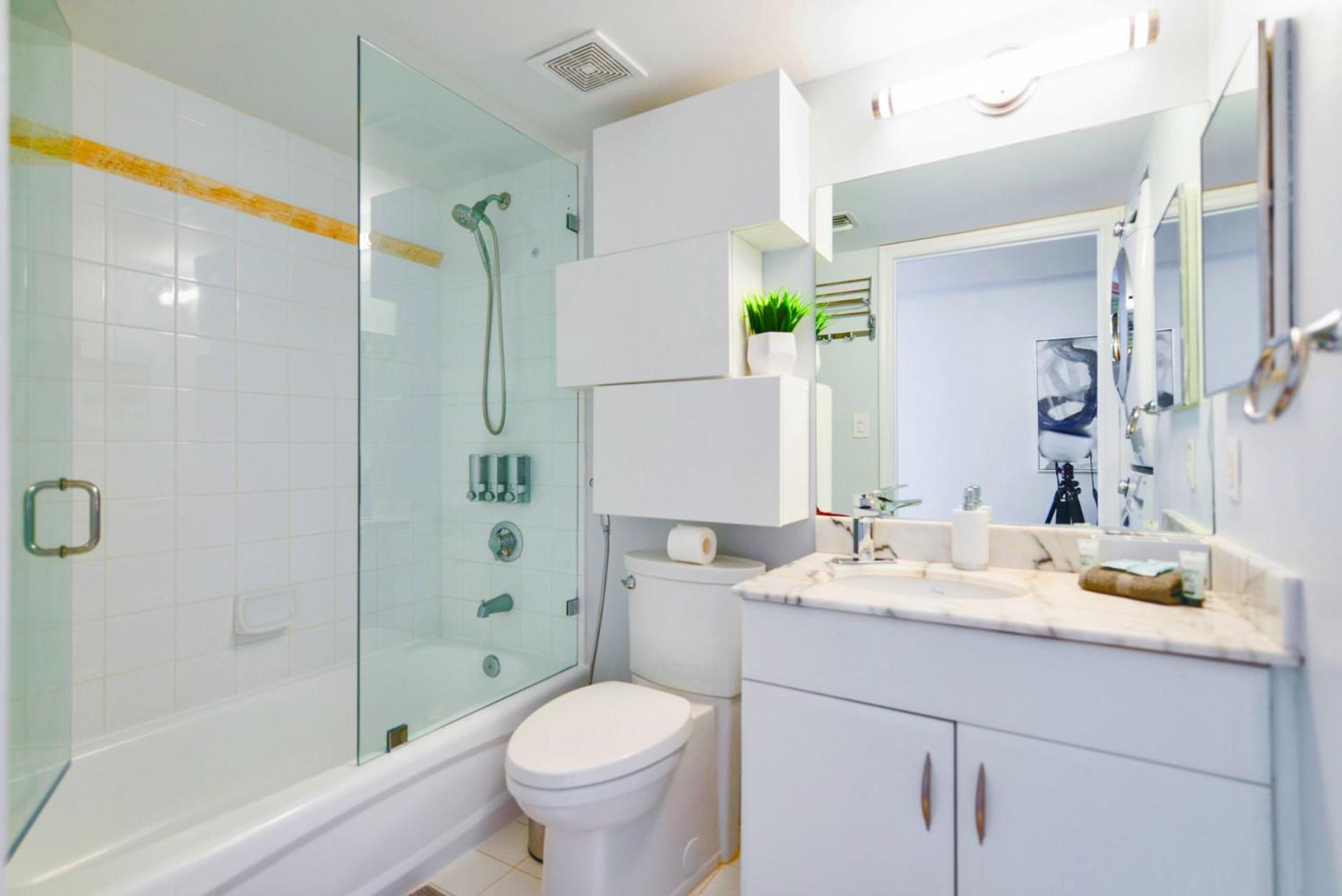 Exquisite High Floor At Brickell With Pool Apartment *