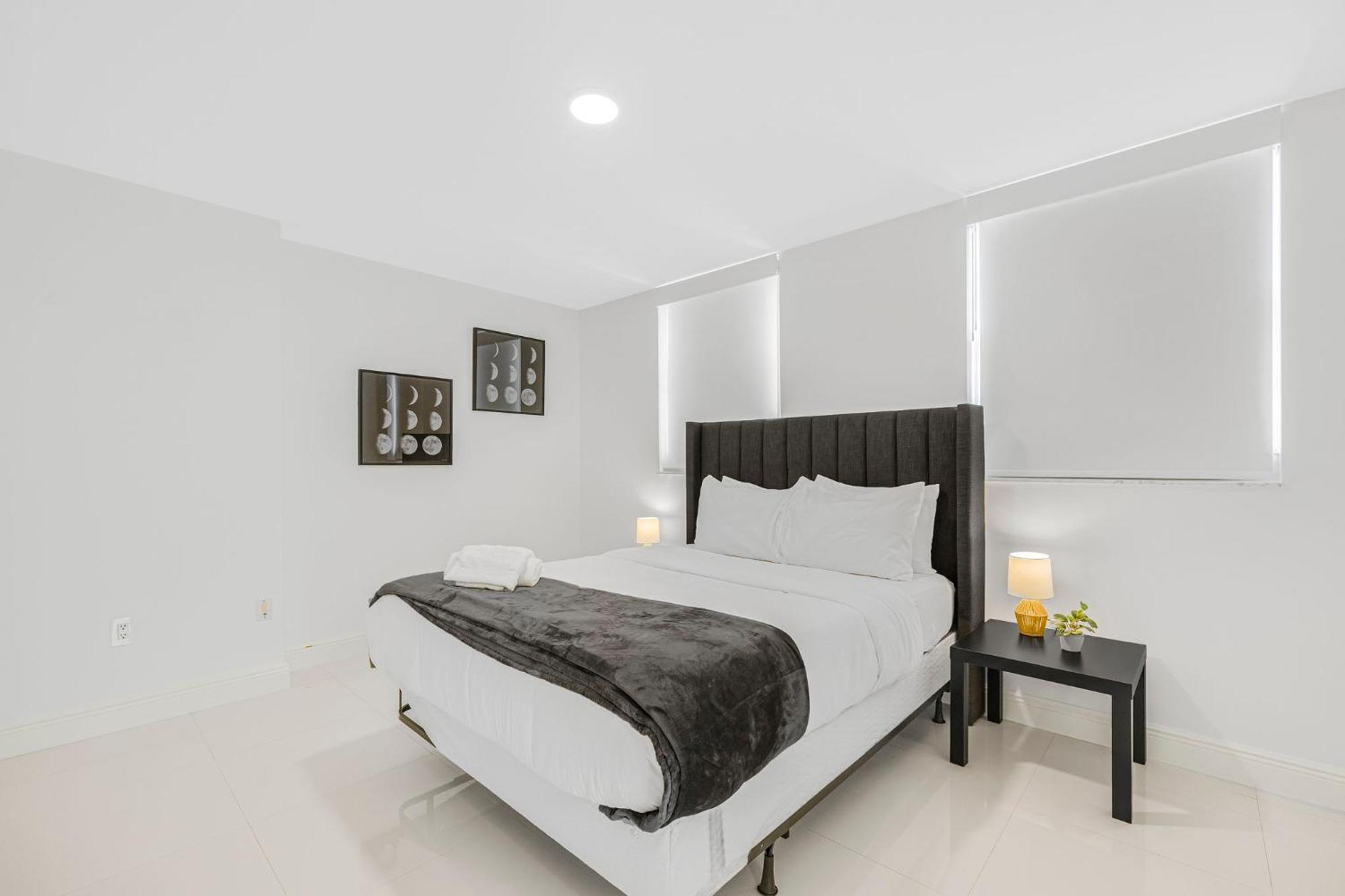 Modern Brickell With Prime Views