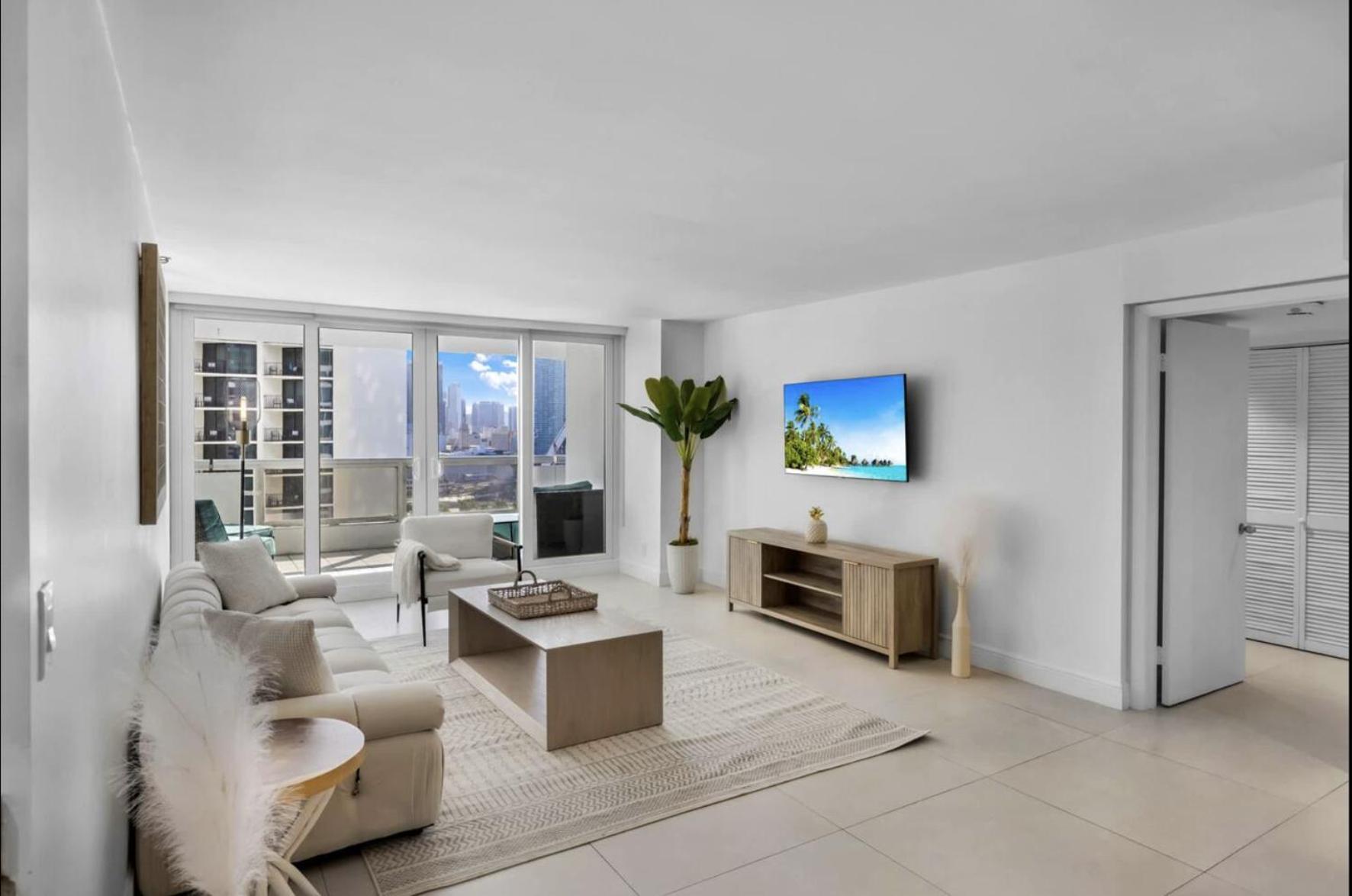 Ocean Utopia Apartment