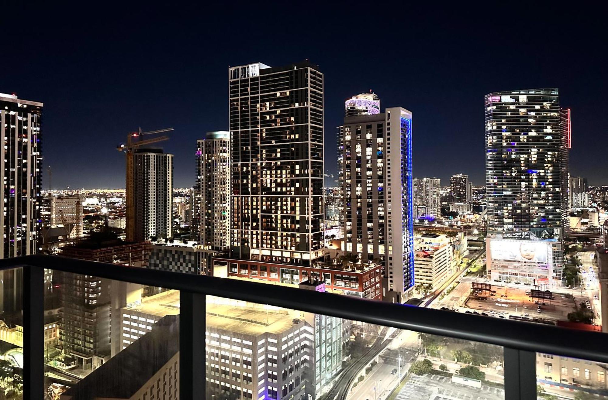 Apartamento Luxury Loft- Free Parking- Ocean View, Brickell Downtown
