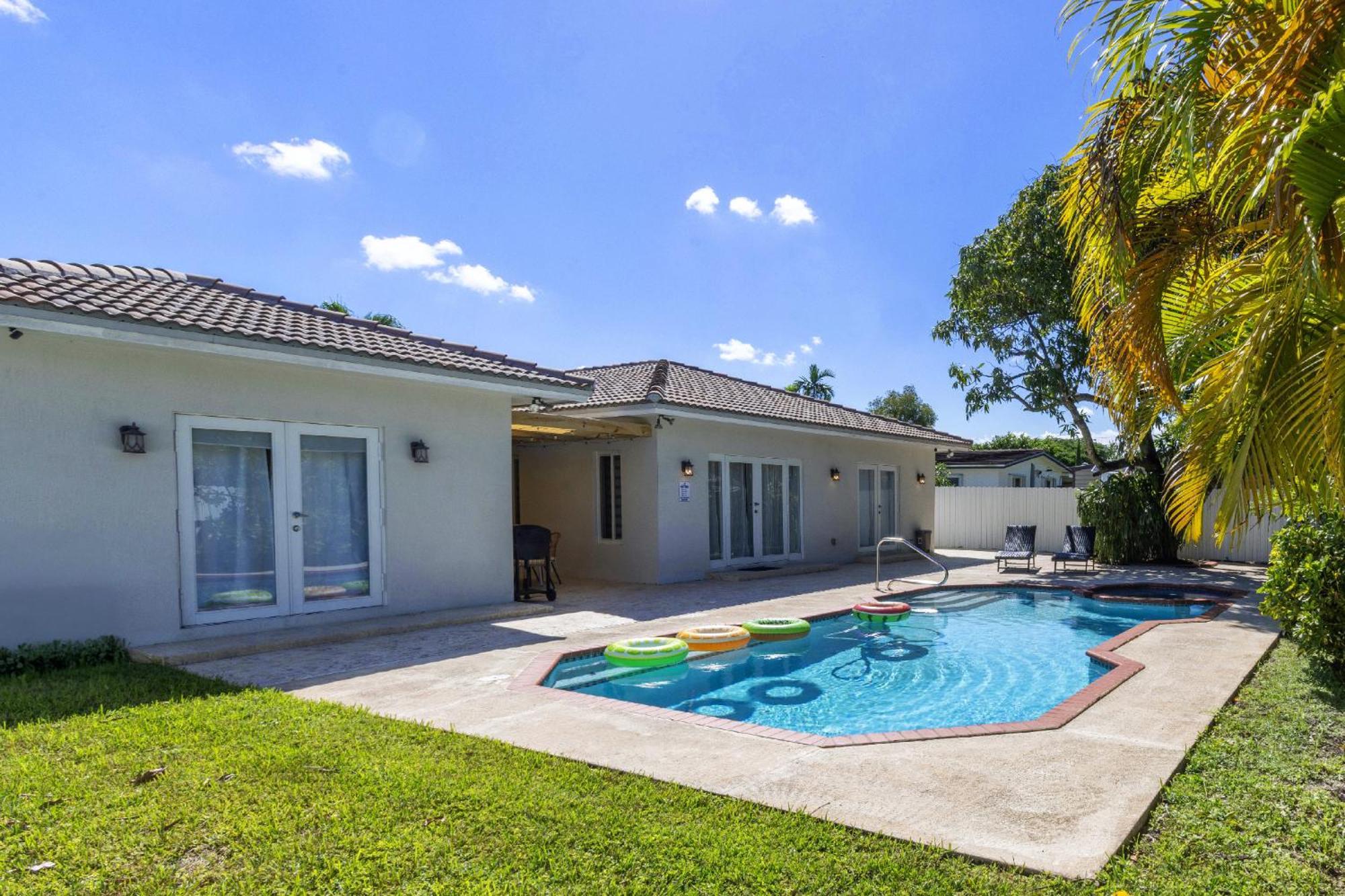 Casa Bora Bora - Fun In - Big Pool - Fit 12 Holiday home