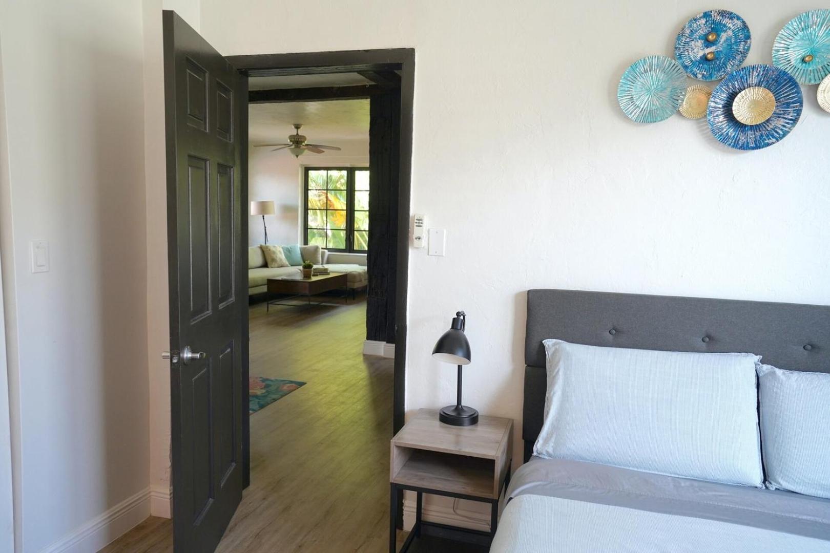 Spacious Free Parking Great Location Holiday home *