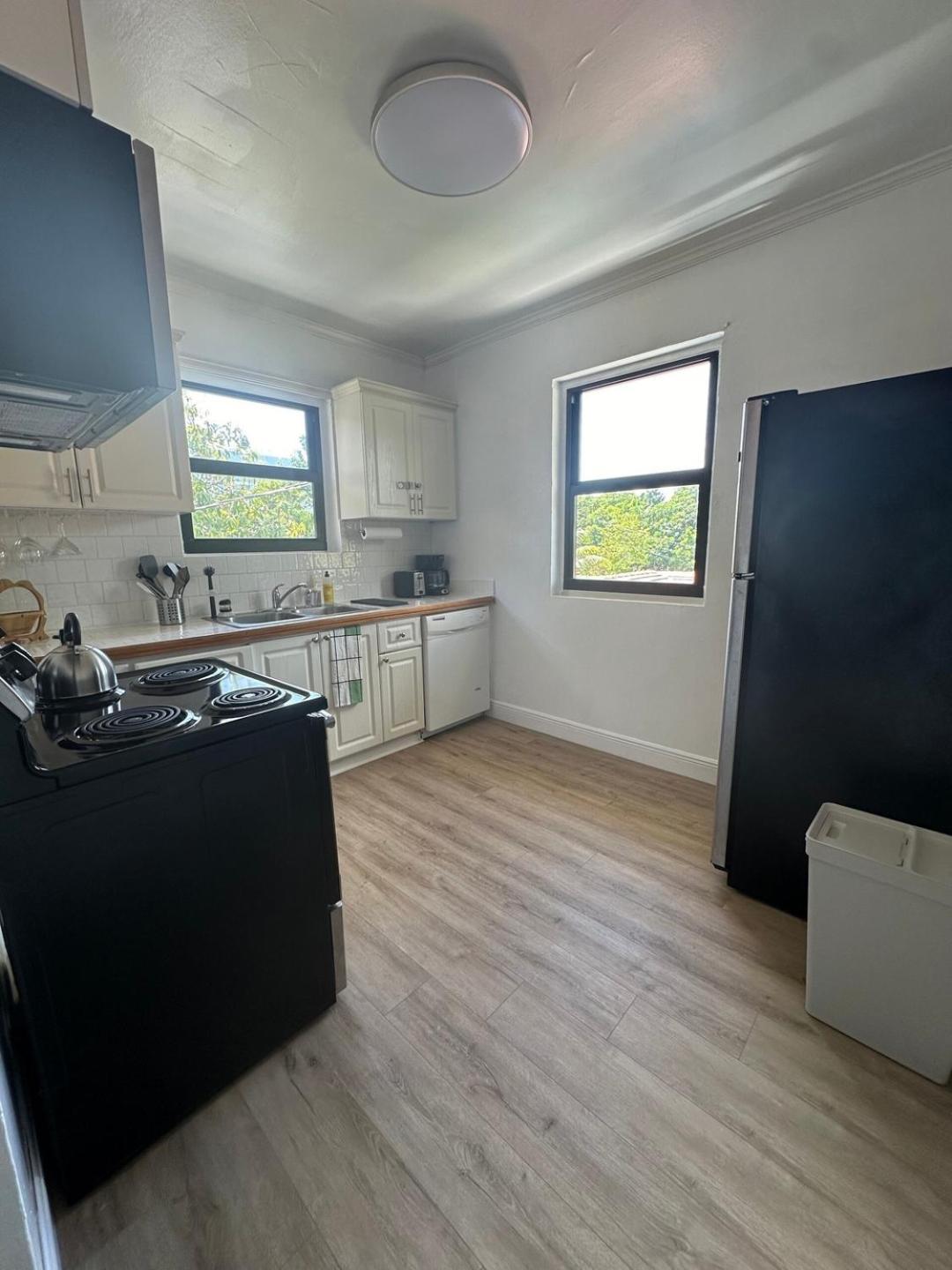 Holiday home Spacious Free Parking Great Location *