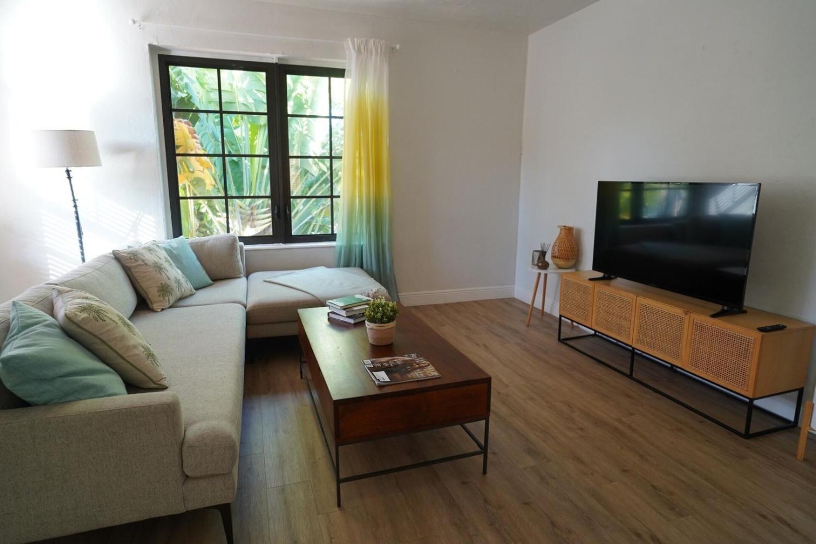 Holiday home Spacious Free Parking Great Location *
