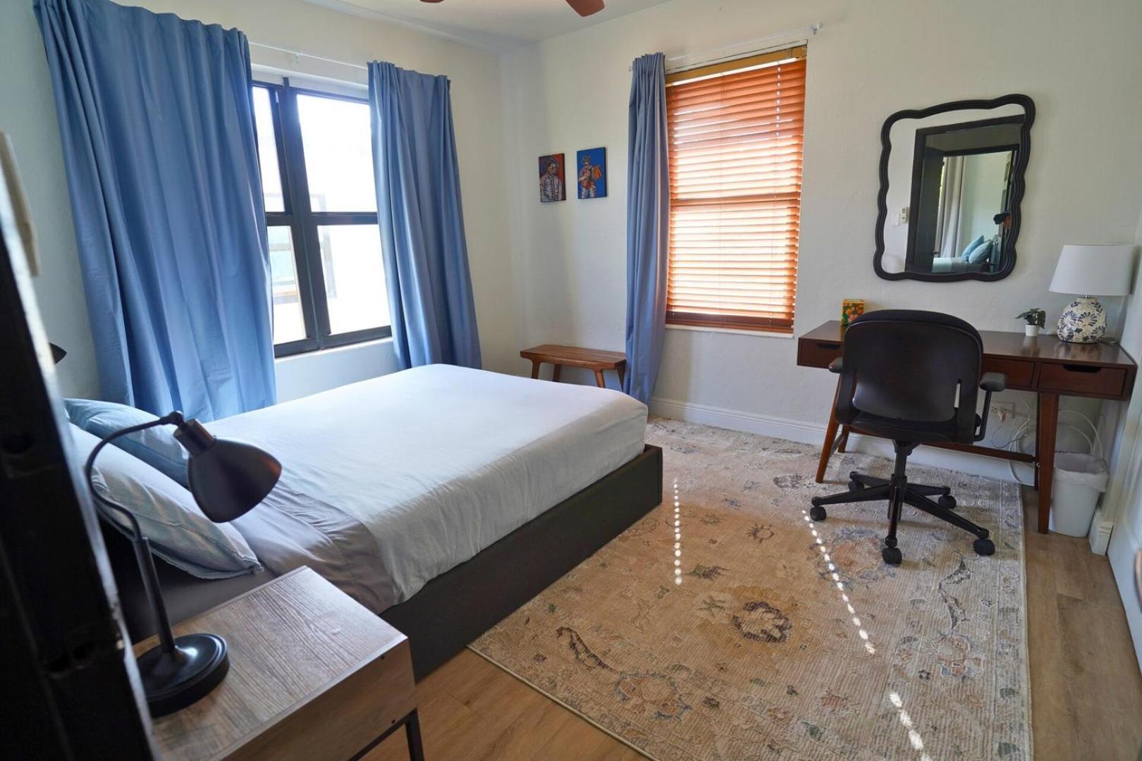Spacious Free Parking Great Location Holiday home Miami
