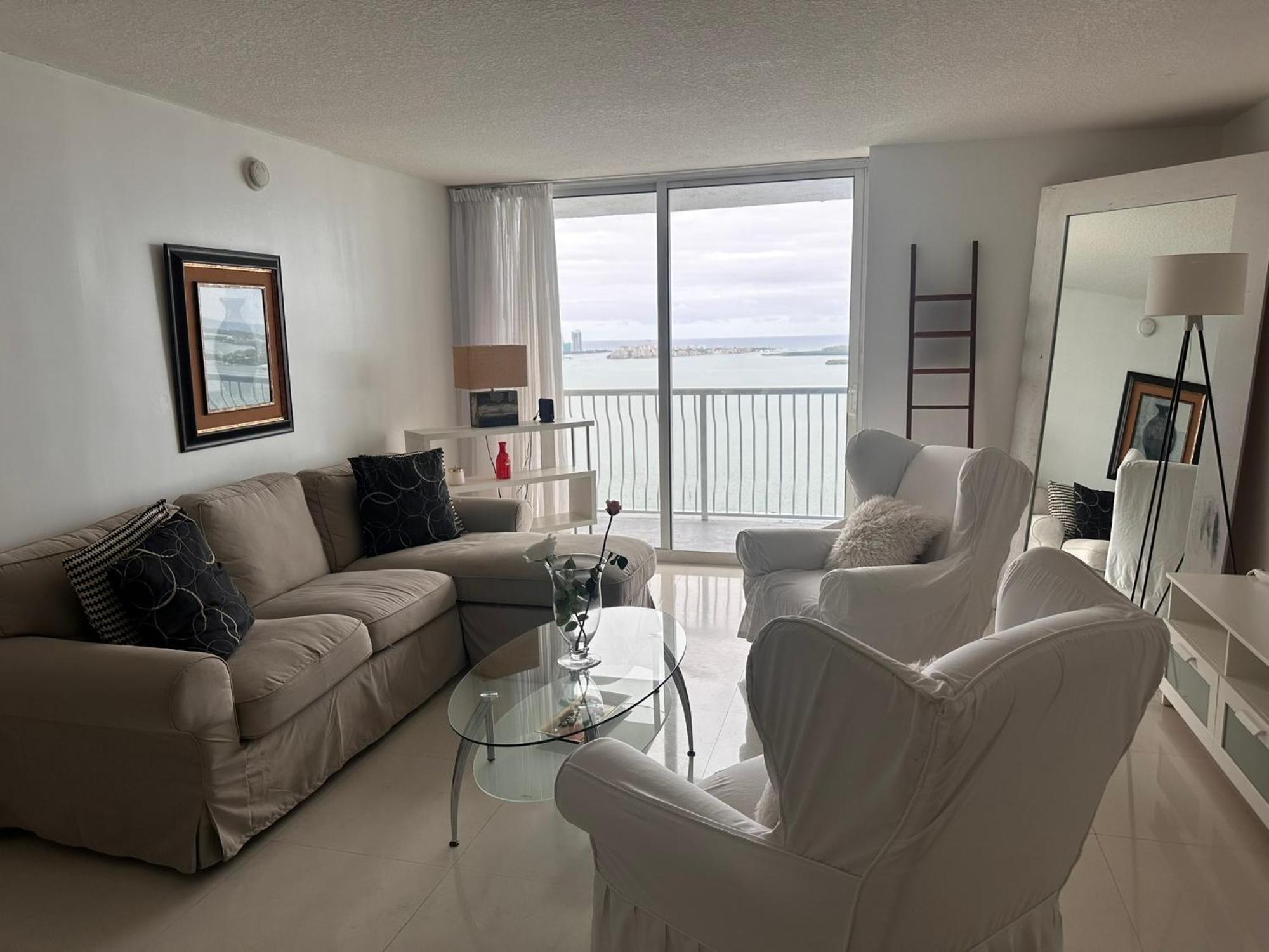 The At Brickell Club Apartment *