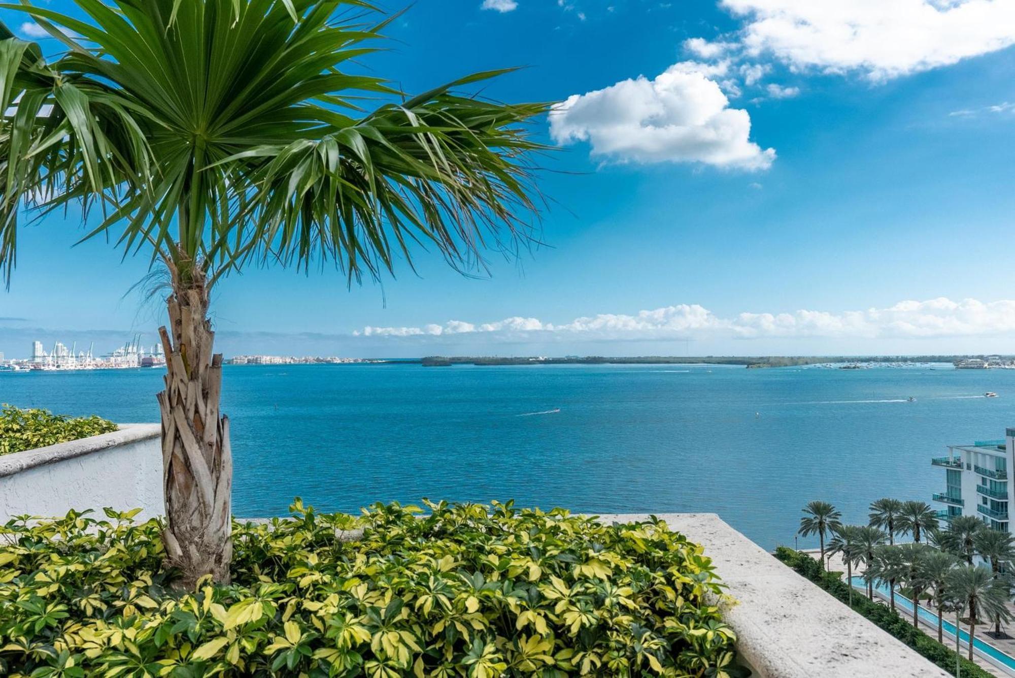 The At Brickell Club Apartment Miami