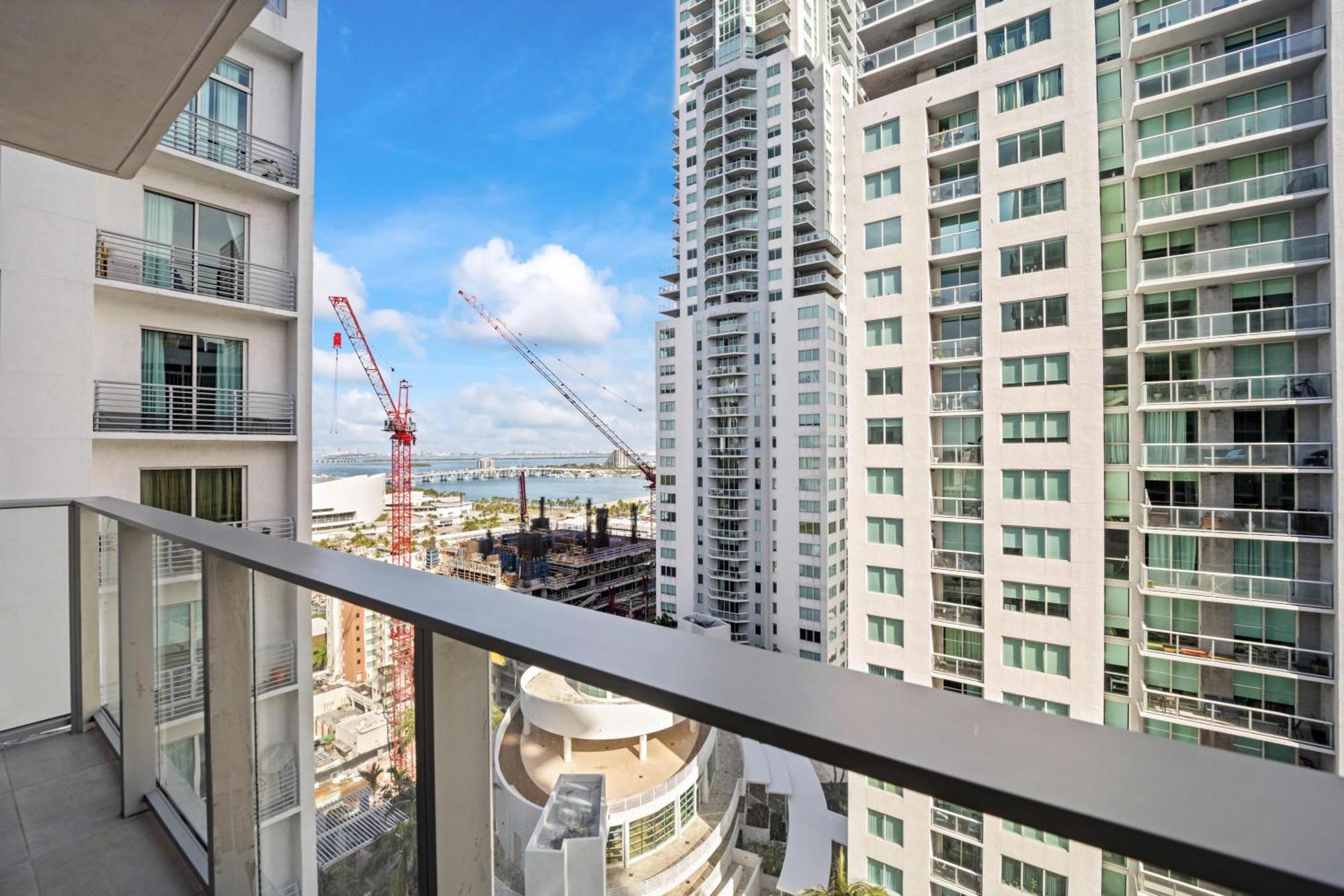 Apartment - Casiola Studio's - Near Cruise Terminal, Bayfront Park And Kaseya Center *