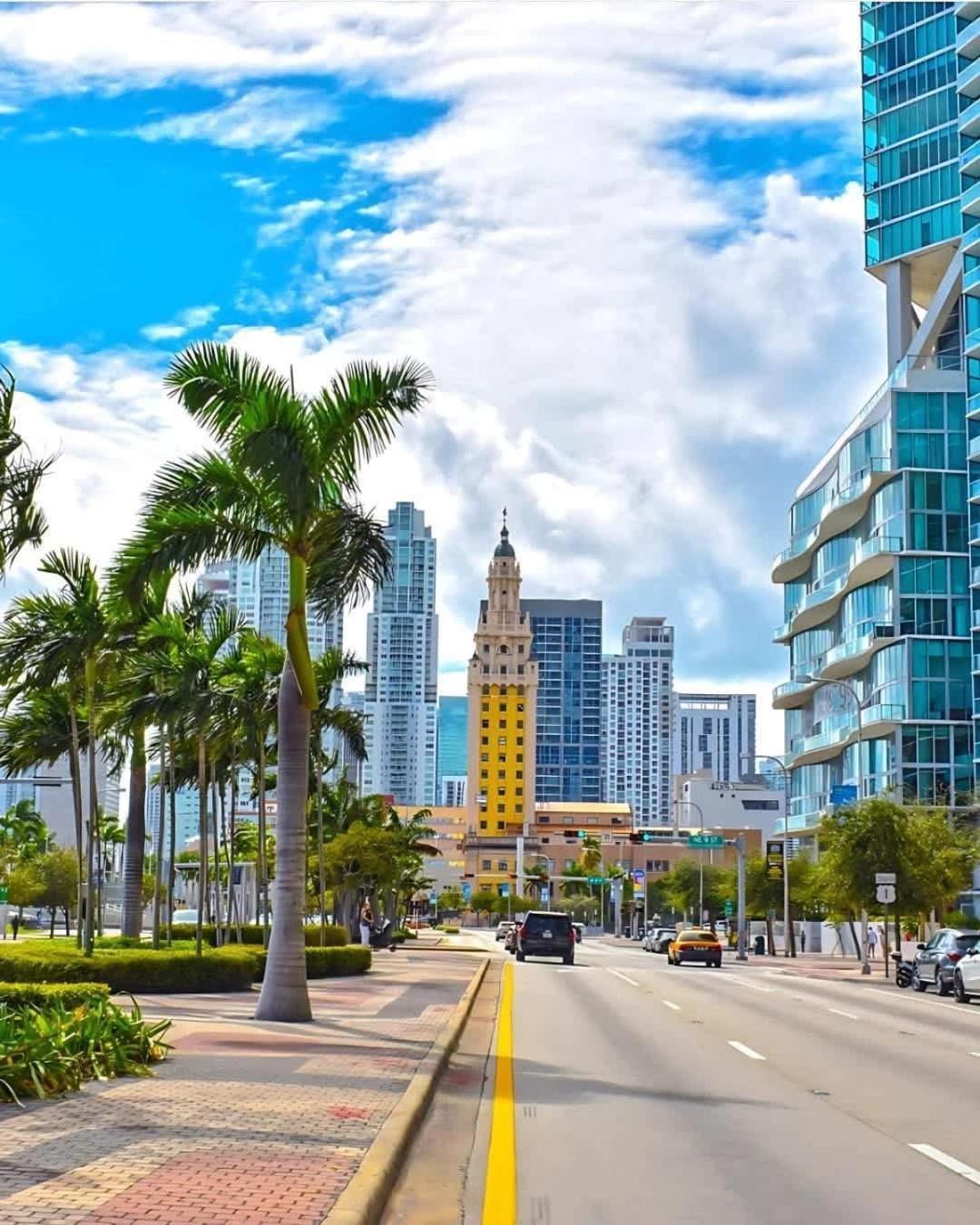 Apartment Explore Miami's Heat - Cozy Pool & Gym Miami