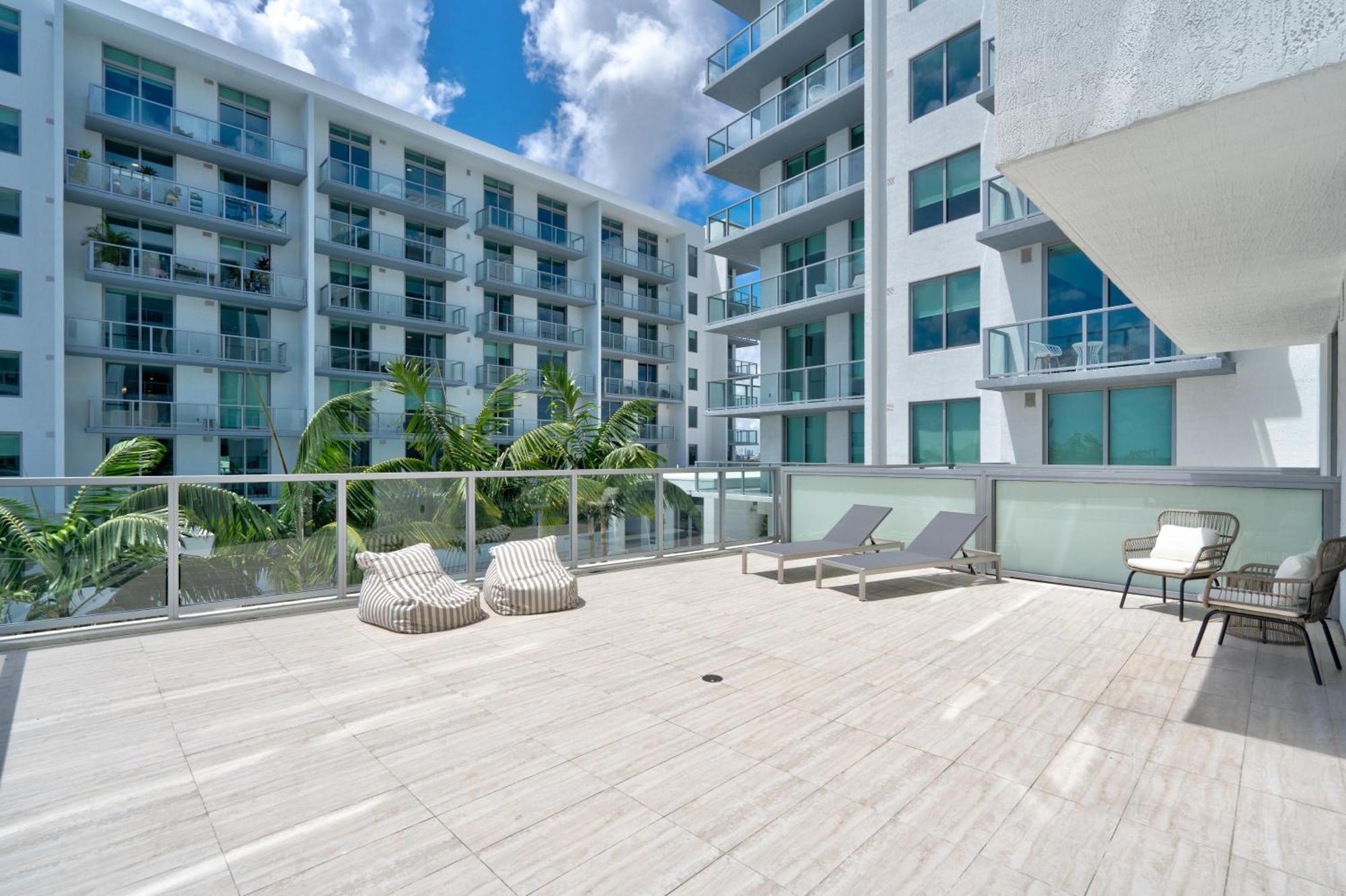 Apartment 3900-719jc Design District, 1 Bedroom /1 Bathroom & Bayvie Miami