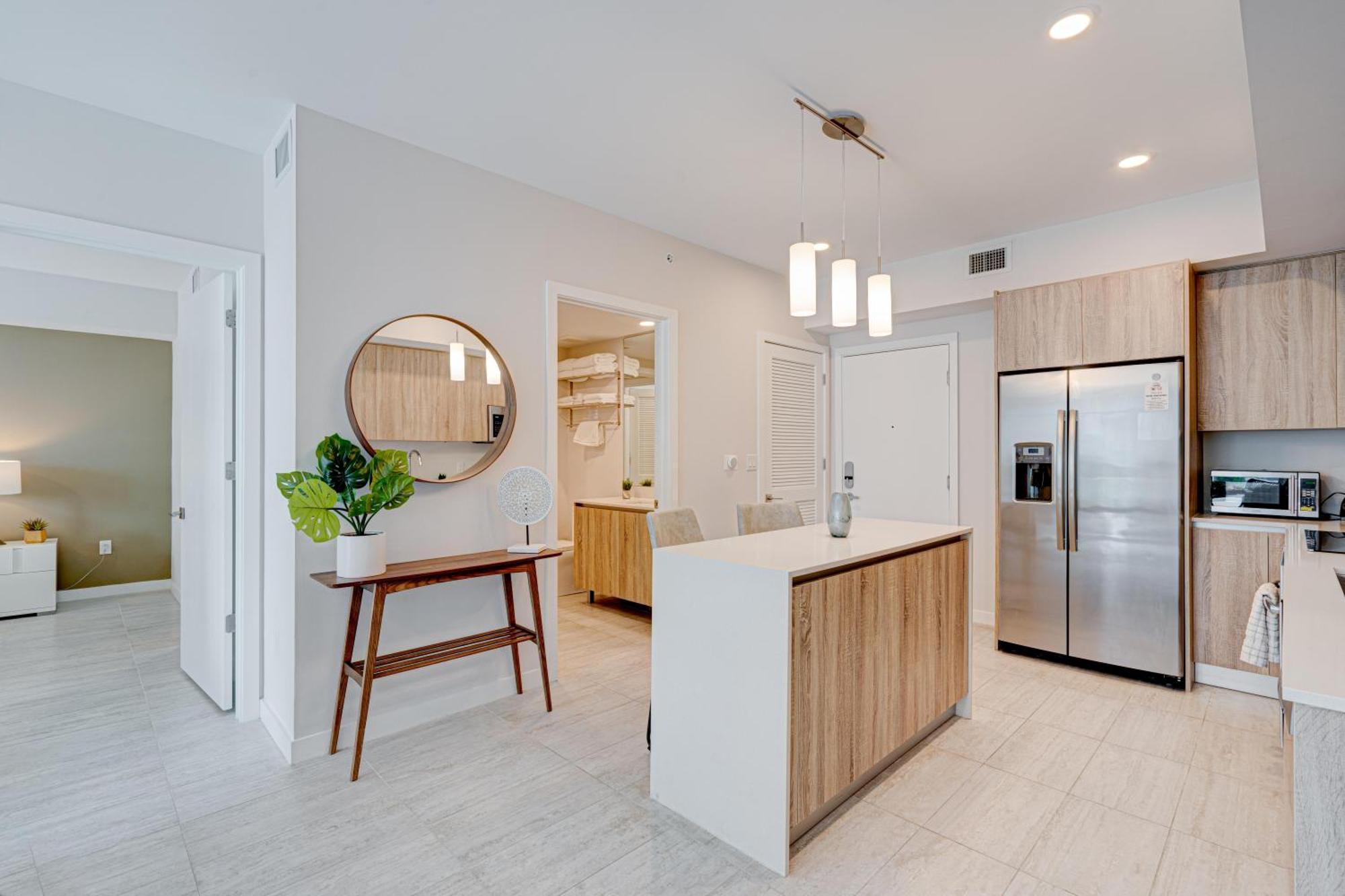 Apartment 3900-719jc Design District, 1 Bedroom /1 Bathroom & Bayvie