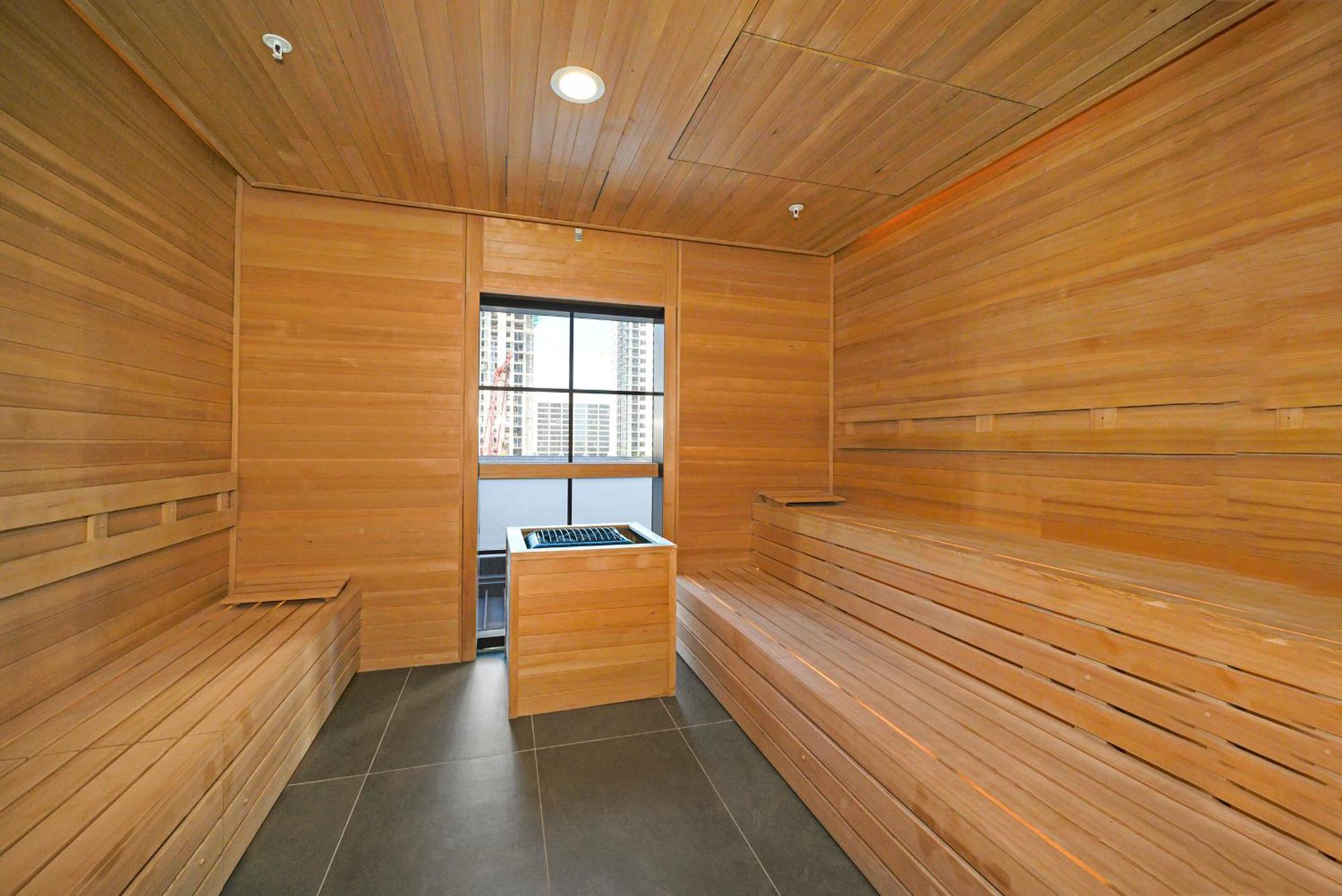 Stylish One Bedroom Steps From Kaseya Center & Port Of Miami- Daily Fee And Parking Not Included Apartment Miami