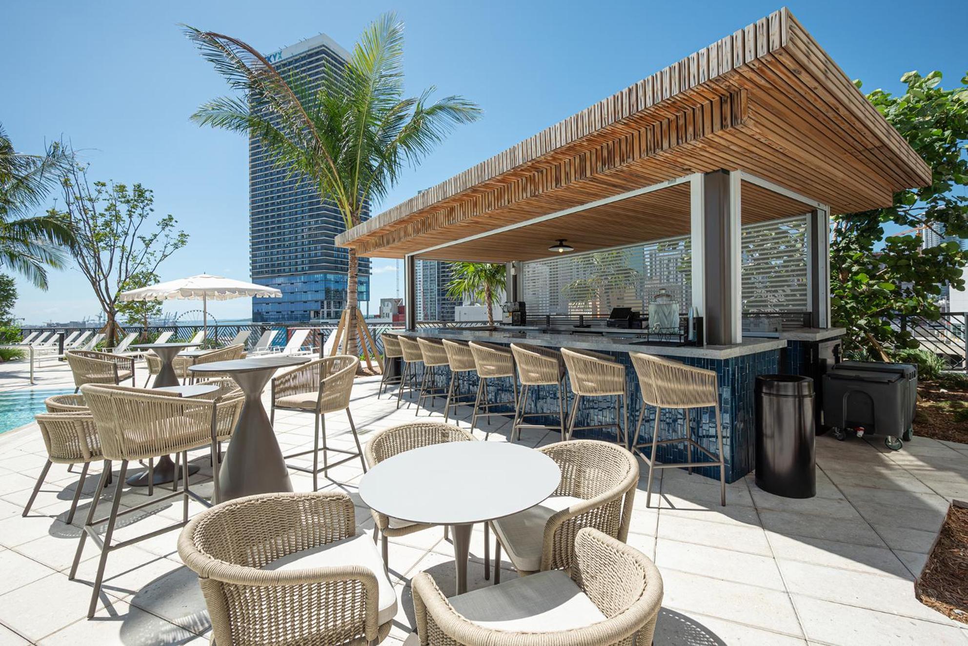 Stylish One Bedroom Steps From Kaseya Center & Port Of Miami- Daily Fee And Parking Not Included *
