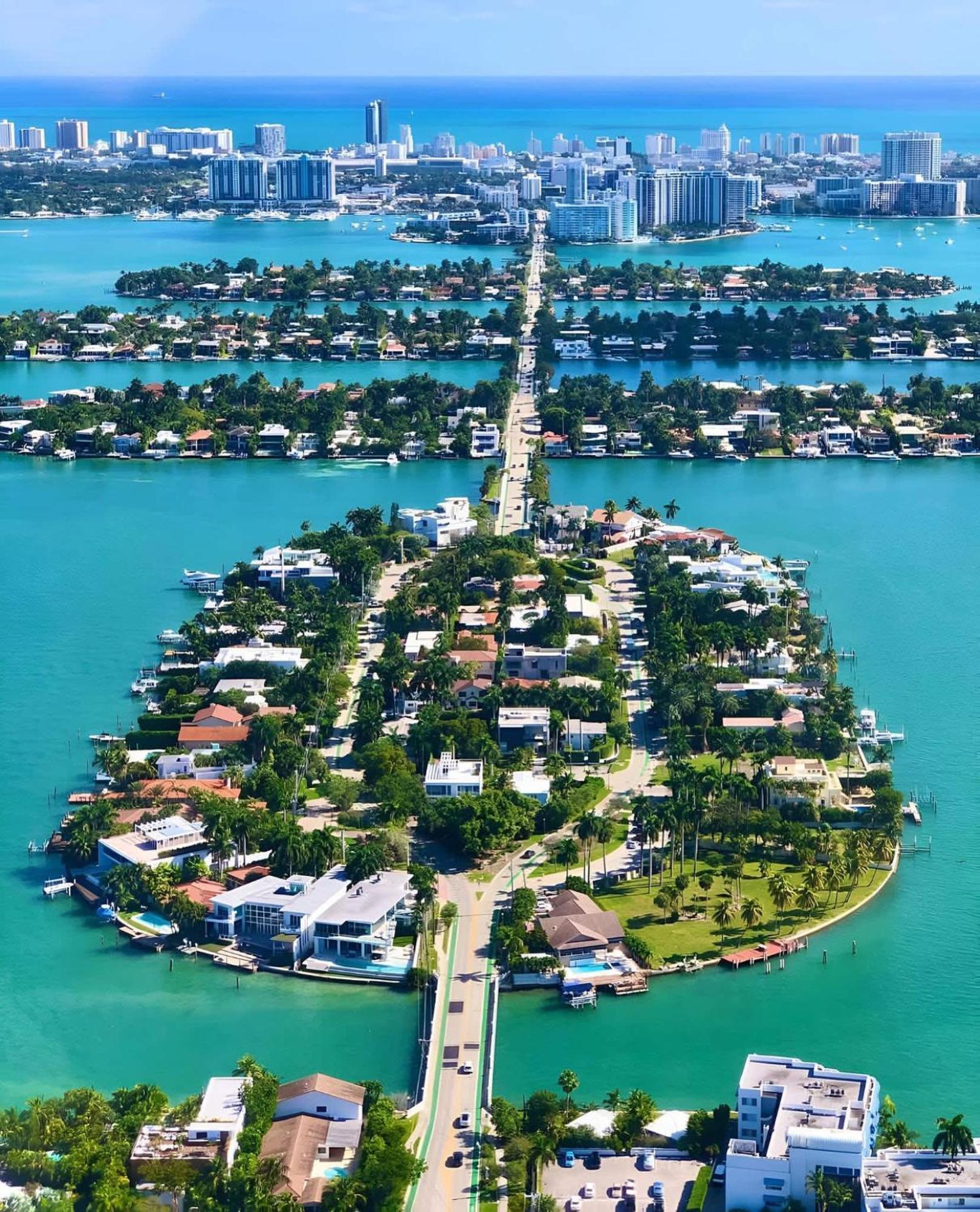 Sky-high Oasis Large Pool & Gym Miami