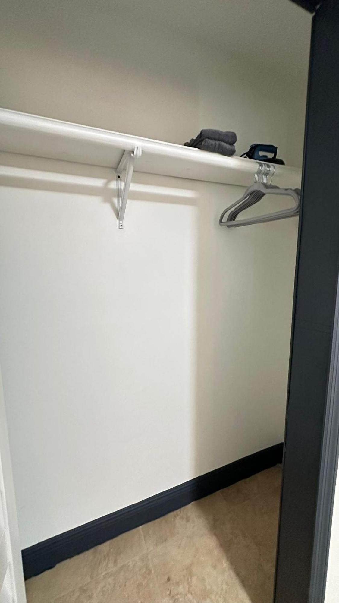Apartment Stylish Escape By International Airport