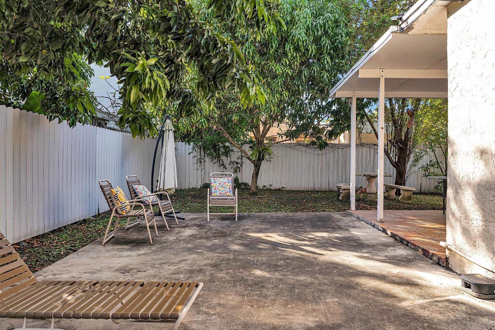 Private In Little Havana Homestay