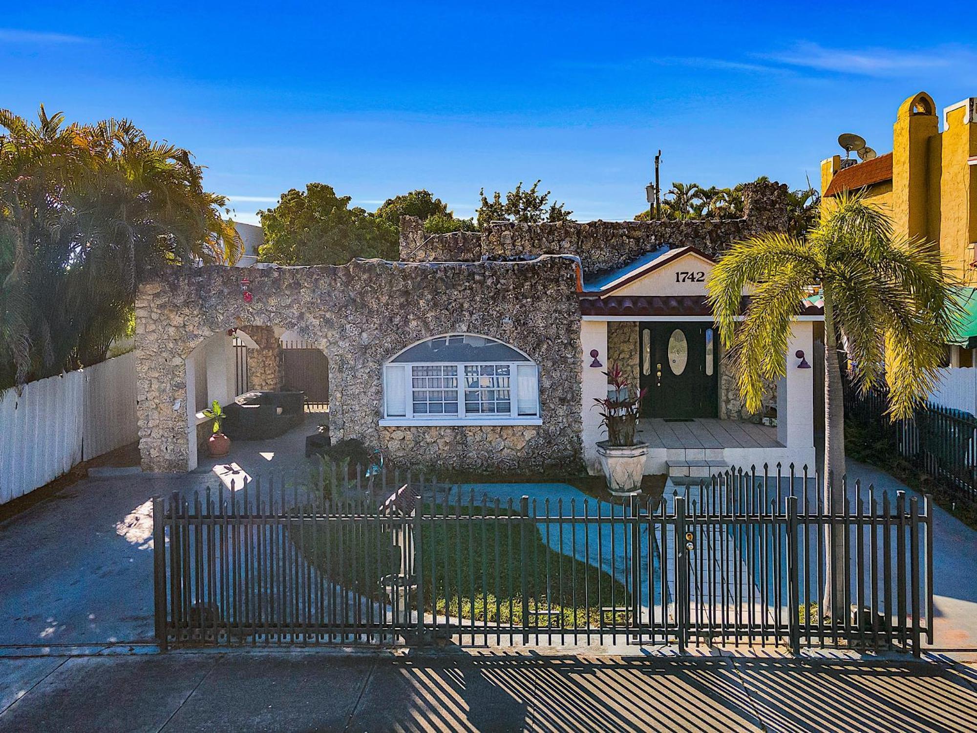Private In Little Havana Miami