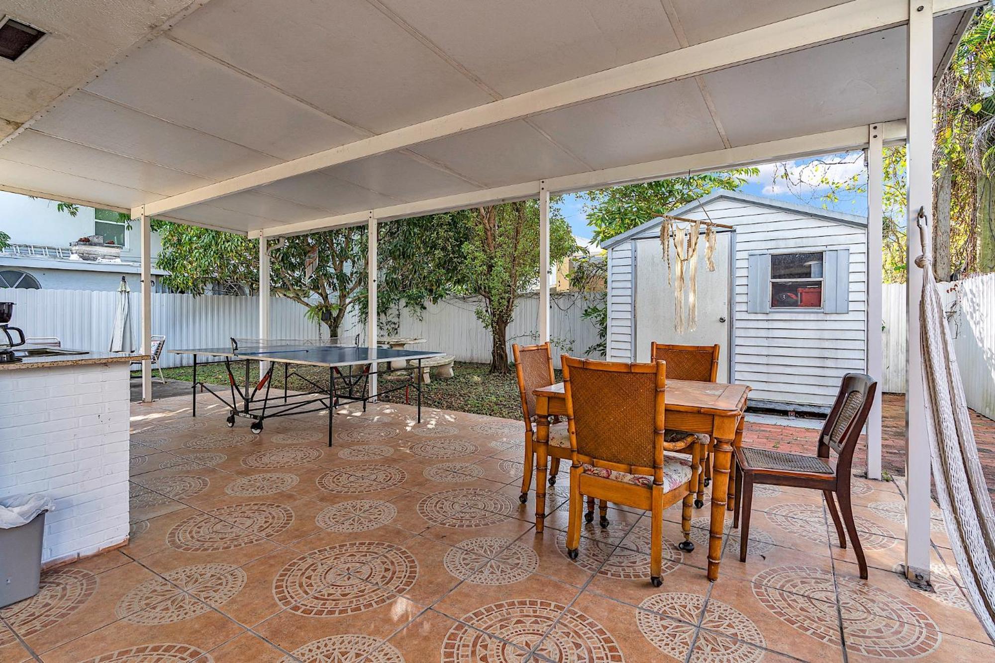 Private In Little Havana Homestay *