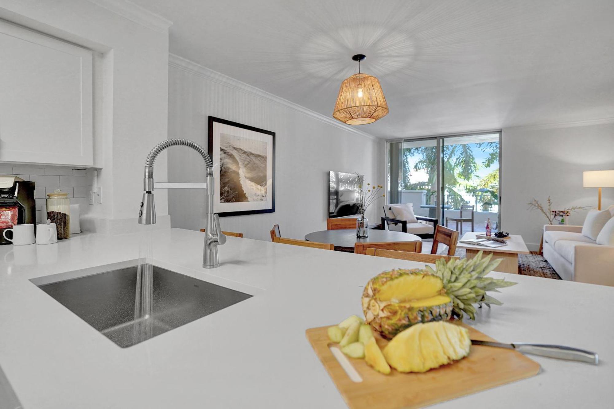 Apartment Stylish Modern At Gables Grand Plaza In *