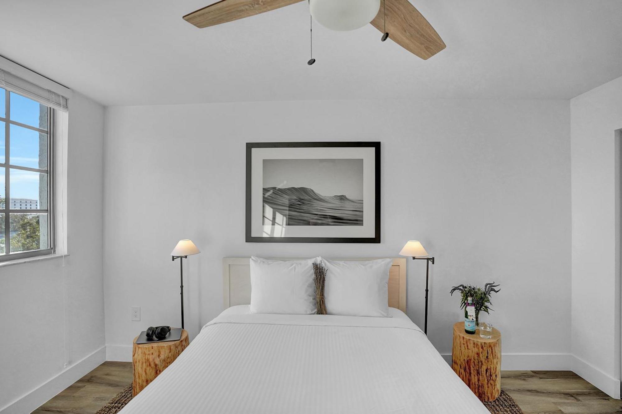 Stylish Modern At Gables Grand Plaza In Apartment Miami