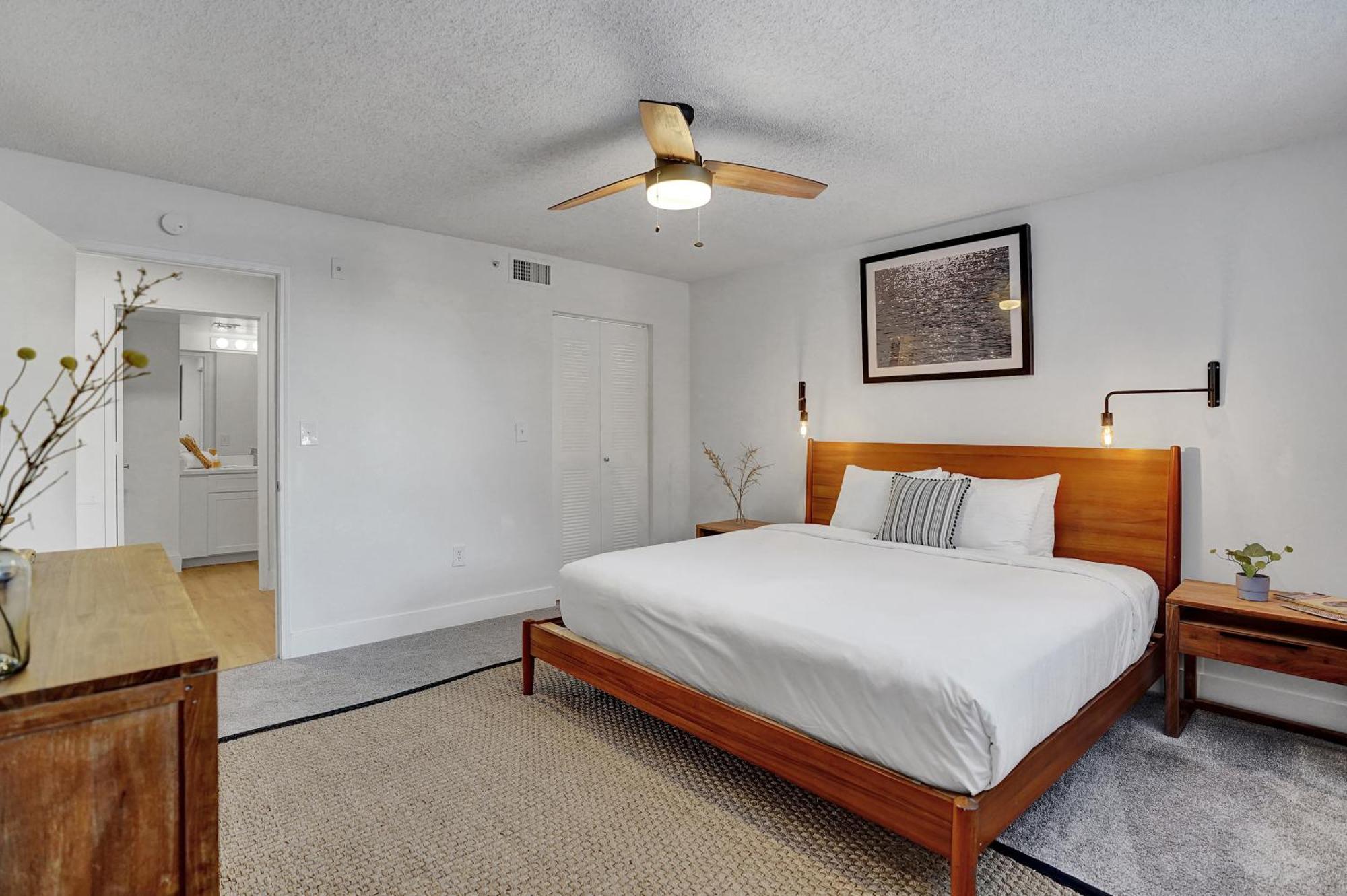 Stylish Modern At Gables Grand Plaza In Apartment