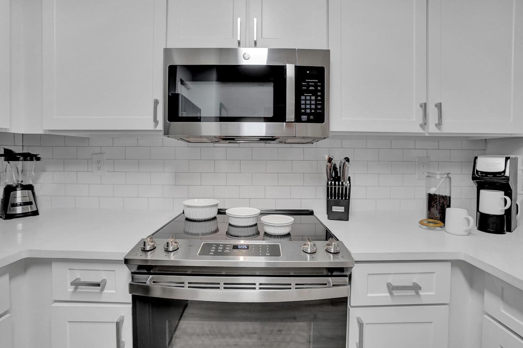 Stylish Modern At Gables Grand Plaza In * Miami