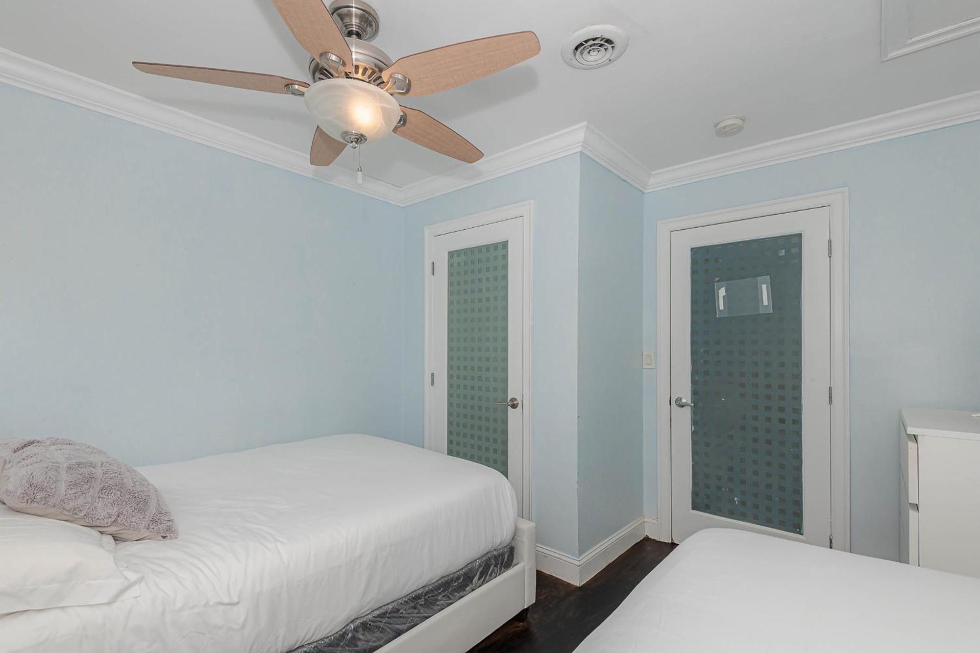 Dream Home/ Pool/jacuzzi/ Fire Pit Holiday home Miami