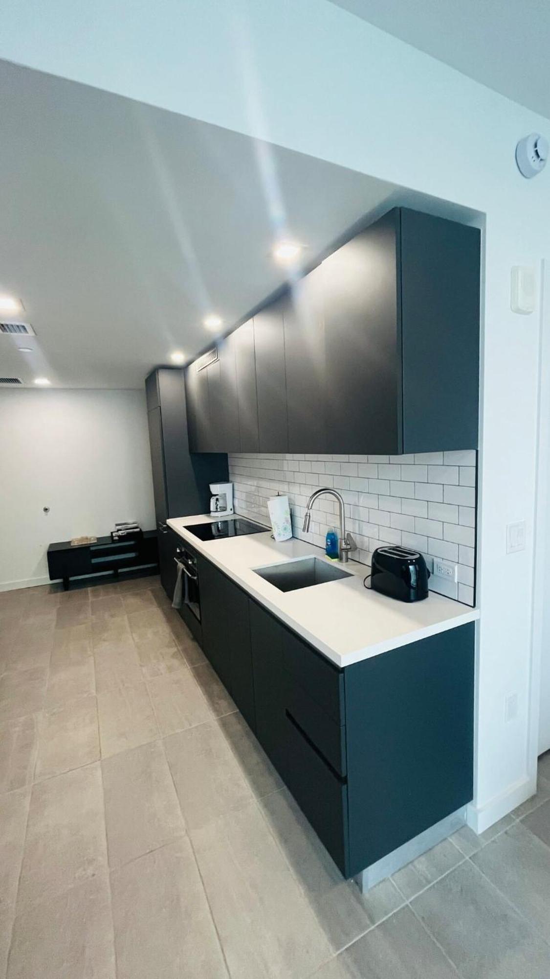 Apartamento Huge Pool & Gym - Explore Miami's Heat