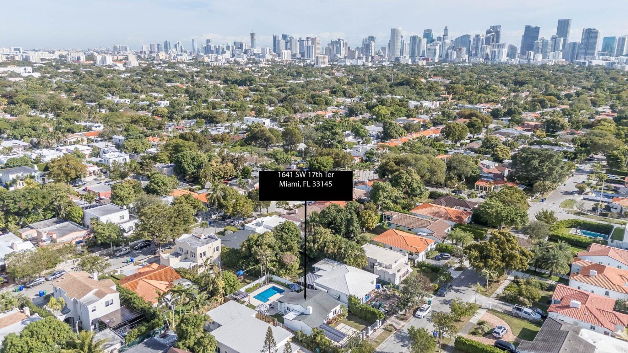 Casa Belle 3bdden, Pool, Sleeps 9 Near Brickell *