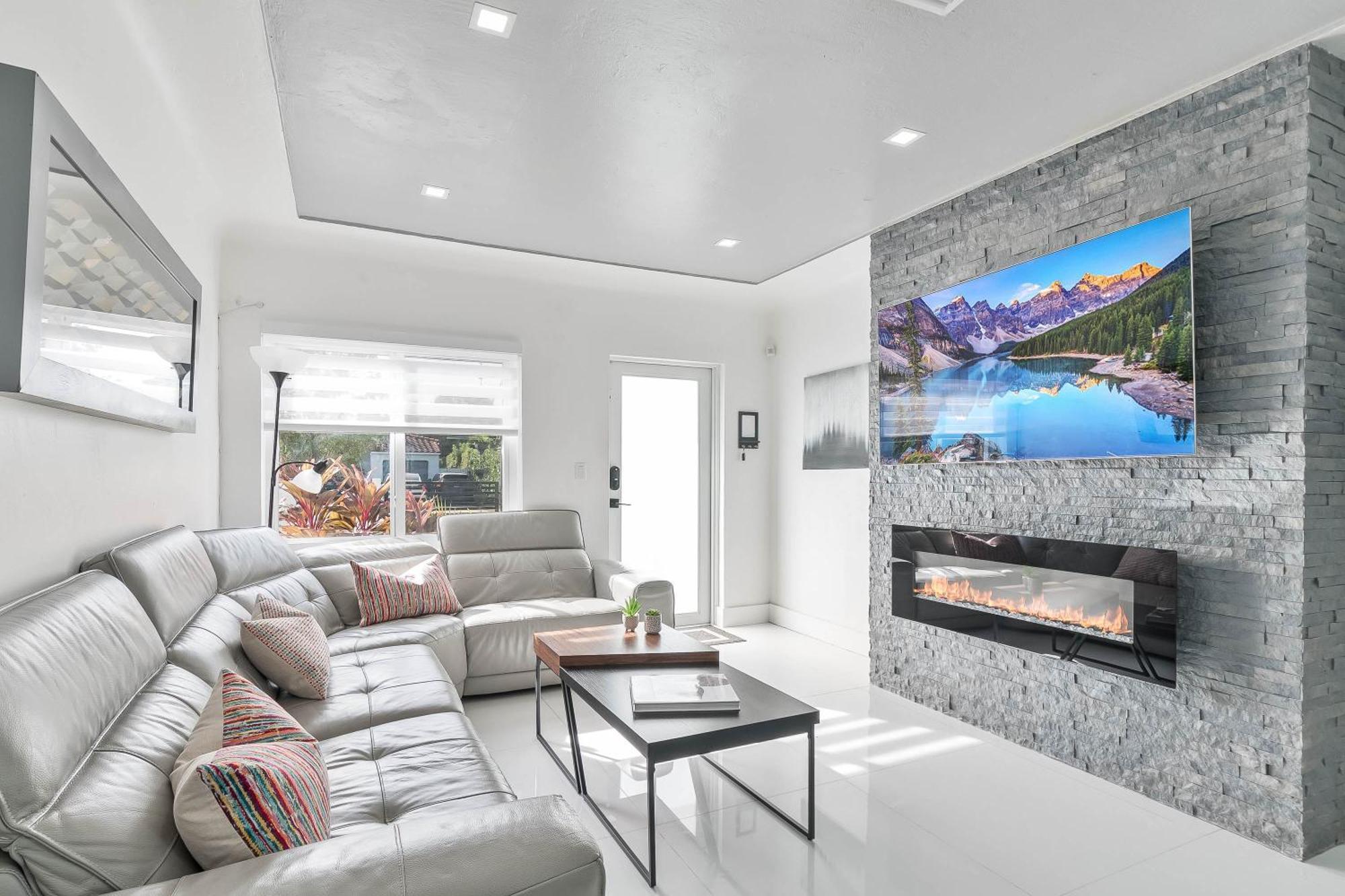 Holiday home Casa Belle 3bdden, Pool, Sleeps 9 Near Brickell