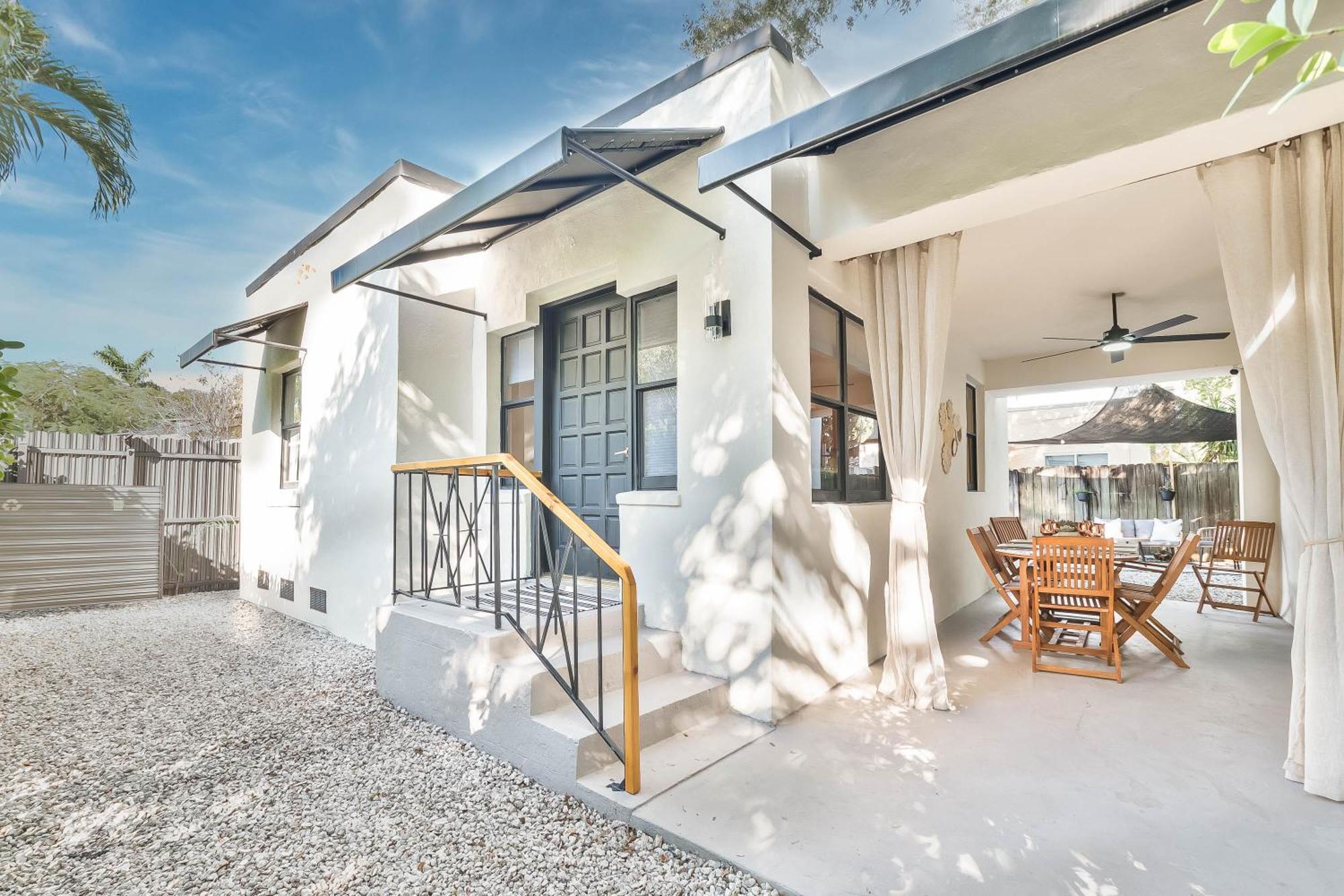 Casa Bellini 3bd, Bbq Sleeps 6, Near Brickell Casa de férias Miami