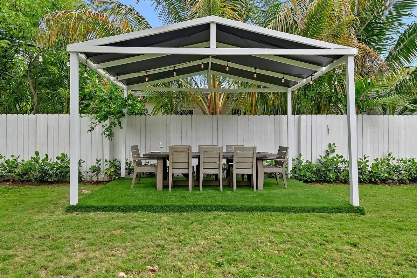 Casa Del Sol Gated 2bds1ba Wparking Casa de férias Miami