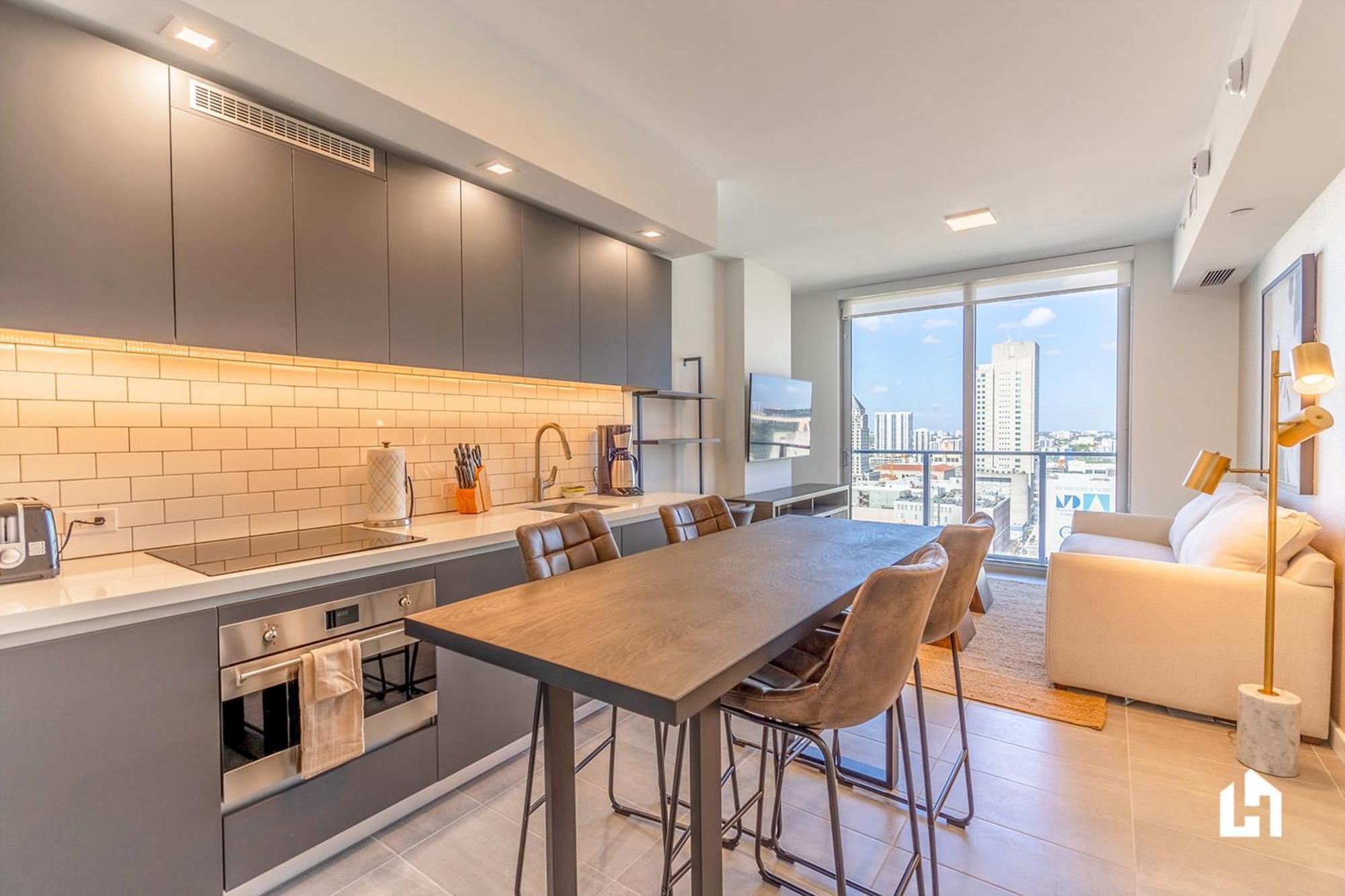 Downtown By Lua Host Apartment *