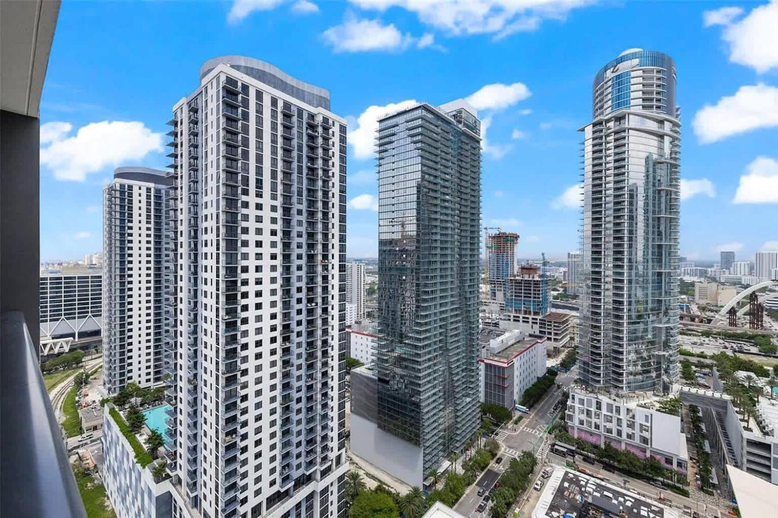 2br With Gym And Pools Apartamento Miami