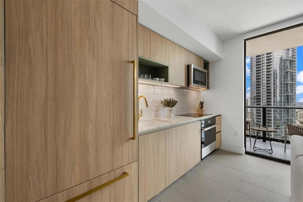 2br With Gym And Pools Apartamento Miami