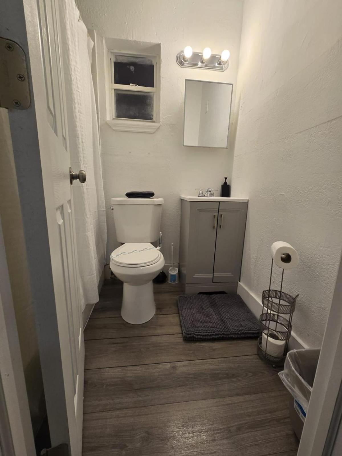 Cozy Place Near Design District - 3 Miami
