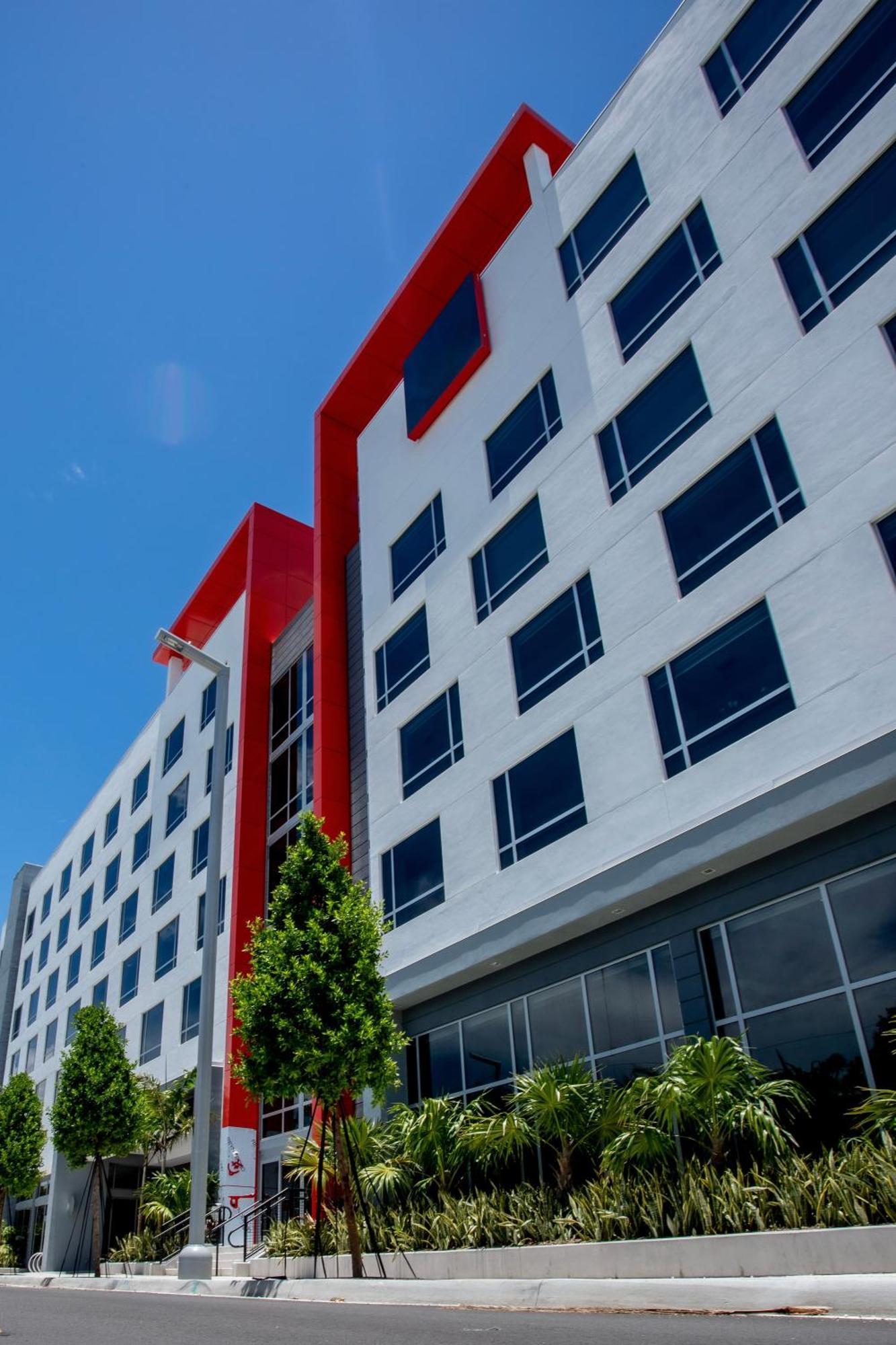 Kompose Boutique Airport Hotel Miami