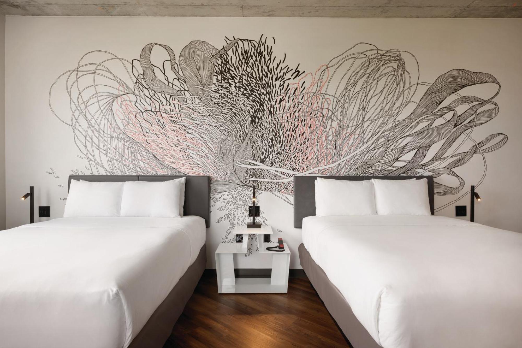 Kompose Boutique Airport Hotel *