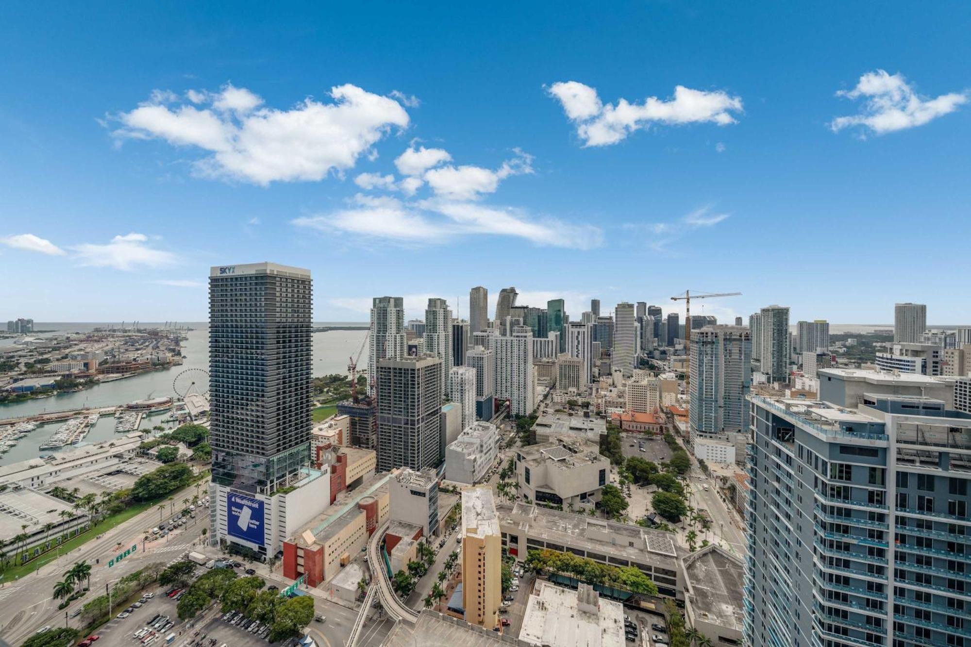 Lemon Drop - Modern & Full Amenities Miami