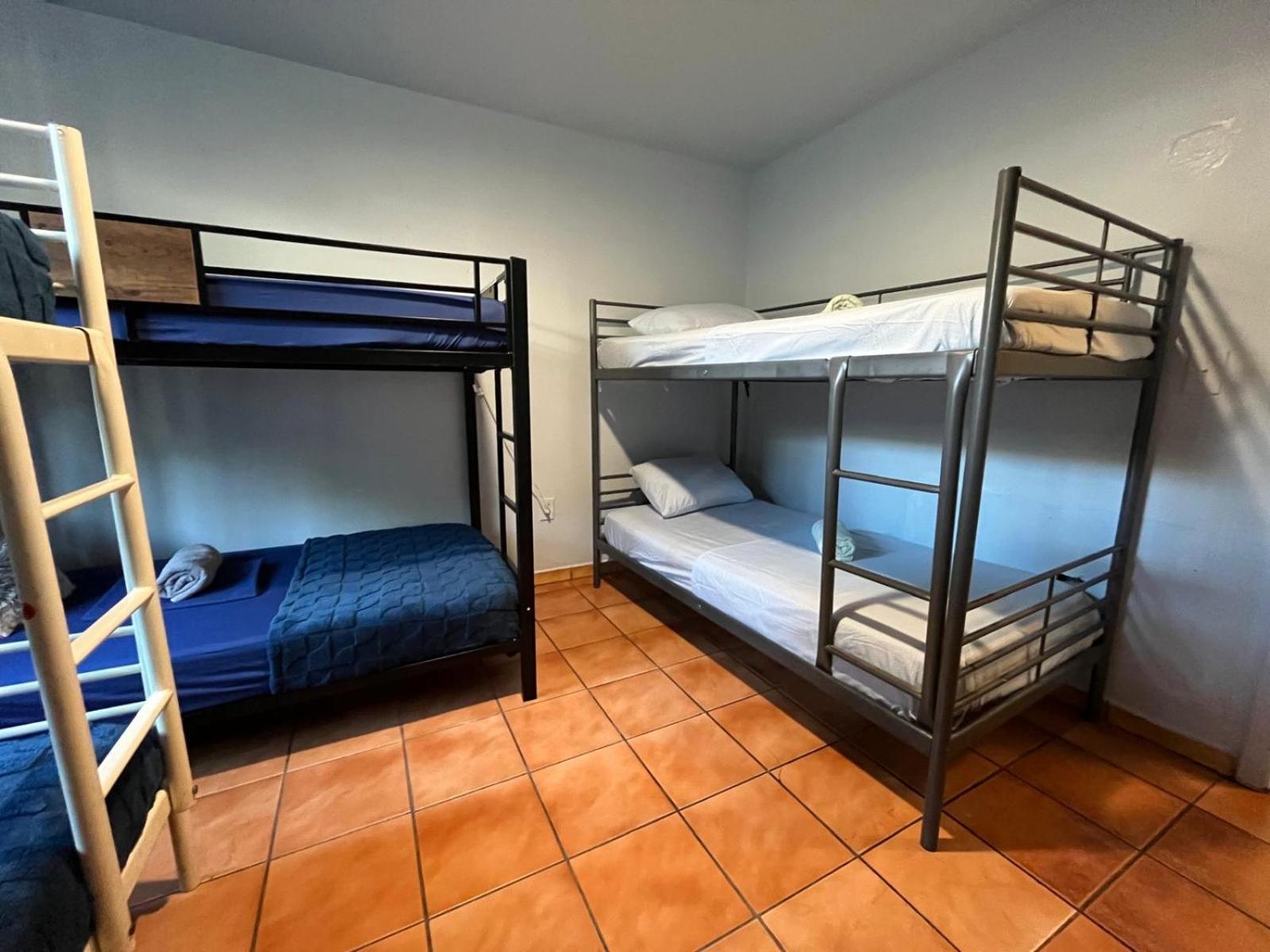 Beds & Sheets Little Havana Apartment *